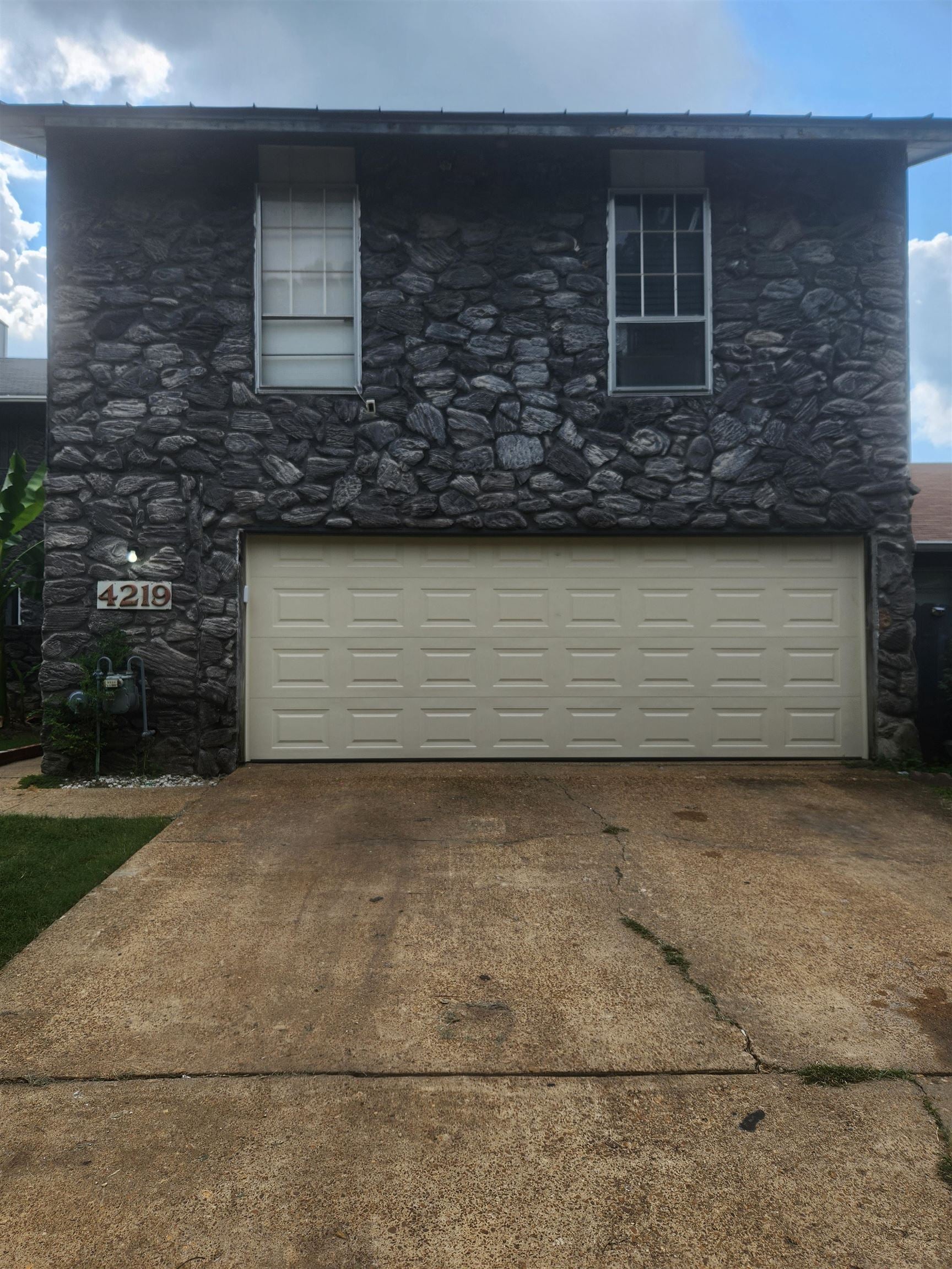 4219 Boeingshire Dr 4219 — photo