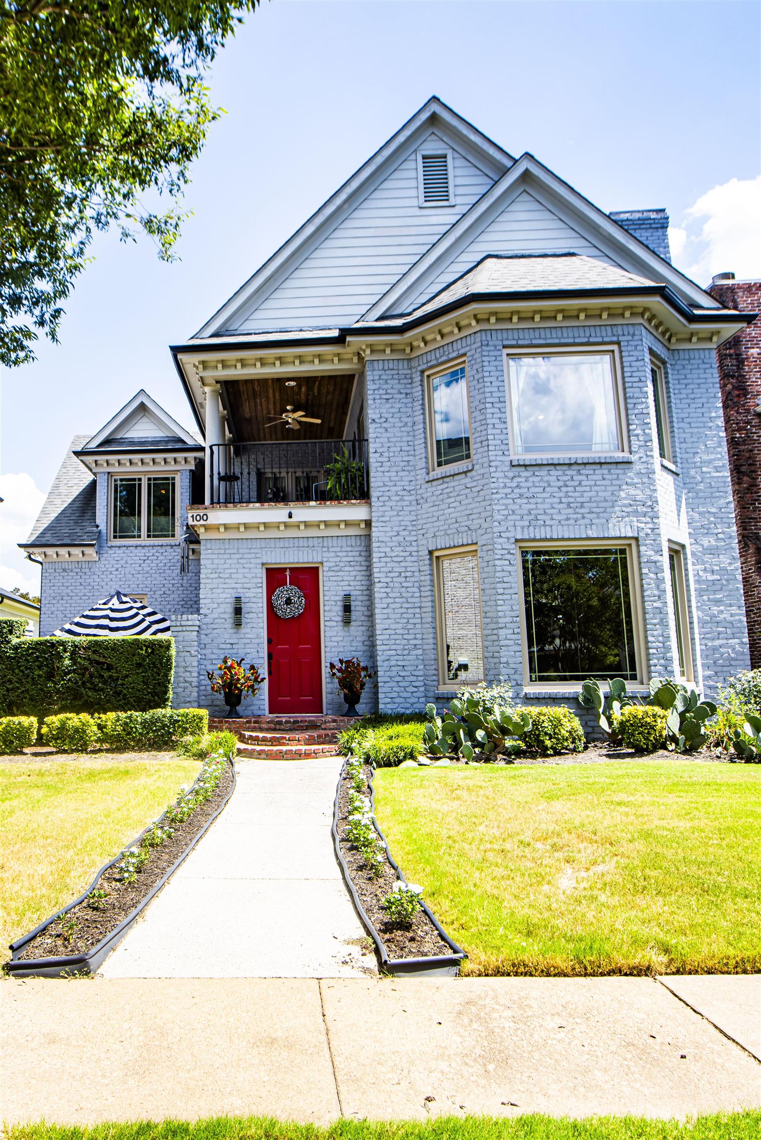 100 Founders Ln — photo