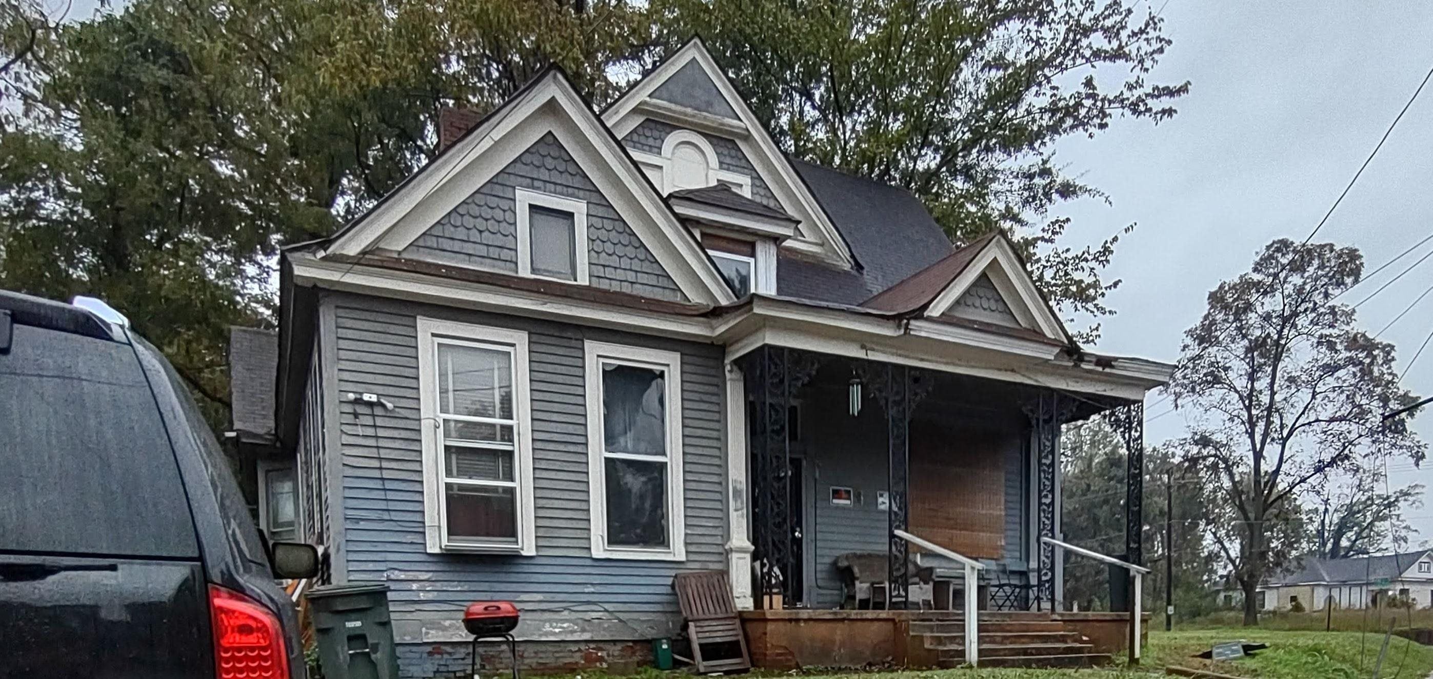 1021 Chelsea Ave — photo