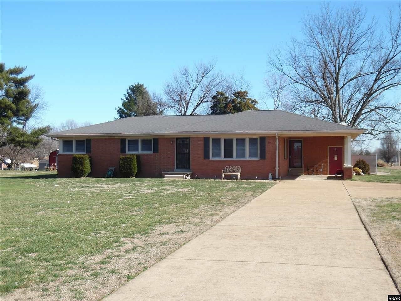 3405 W Main St — photo