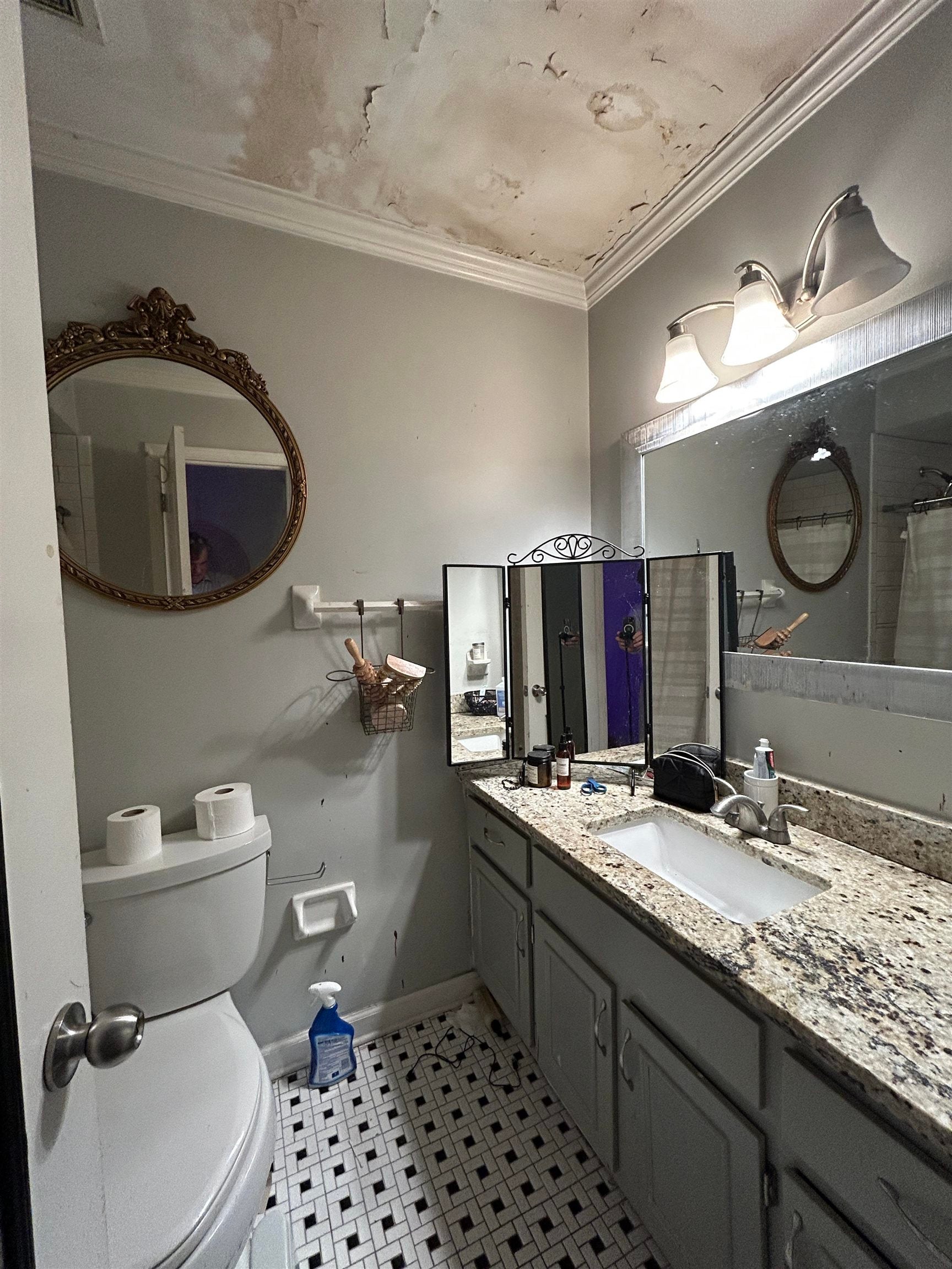 664 Lawnwood CV — photo