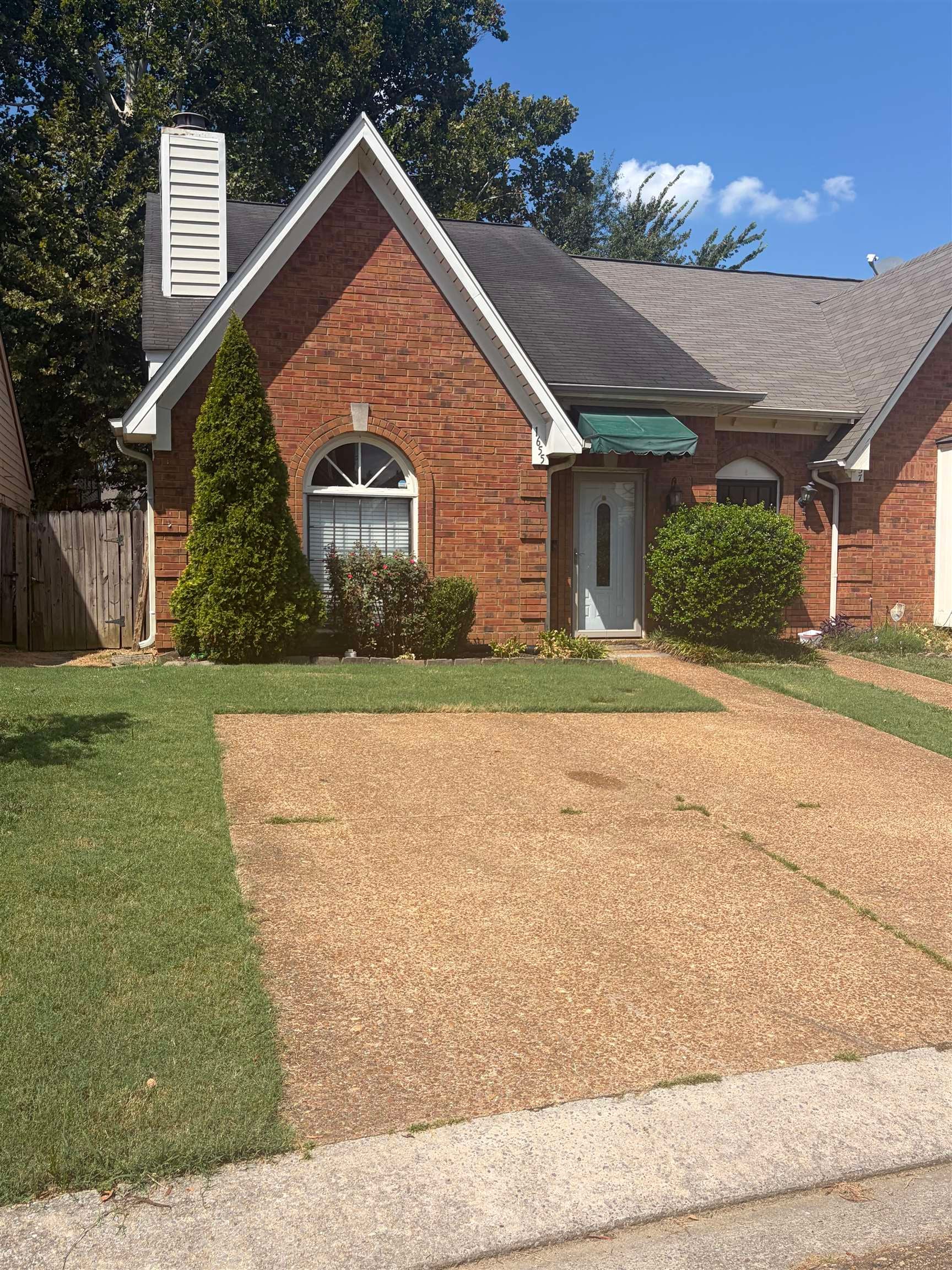 1655 Oaken Bucket Dr — photo