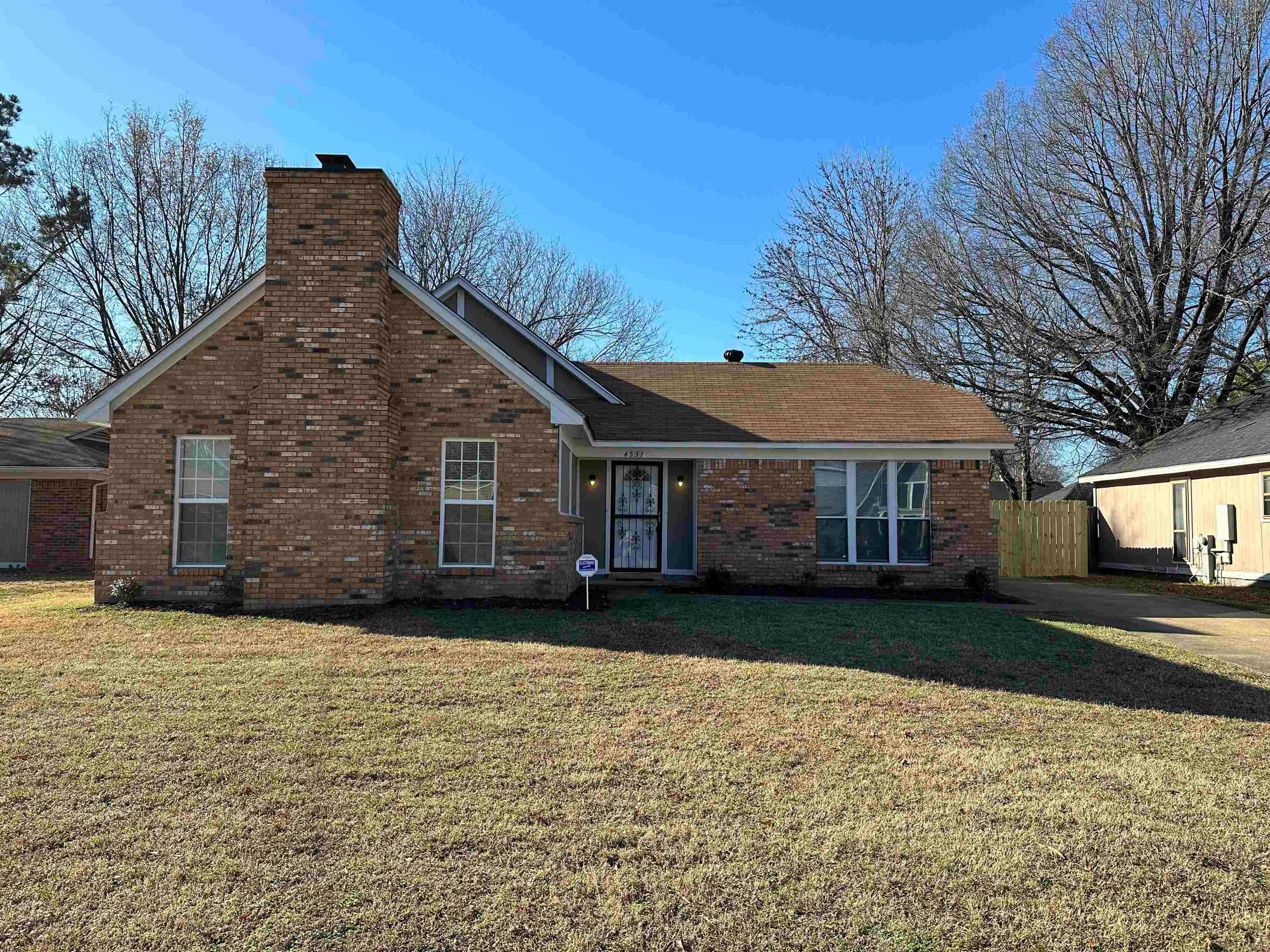 4531 Crump Rd — photo