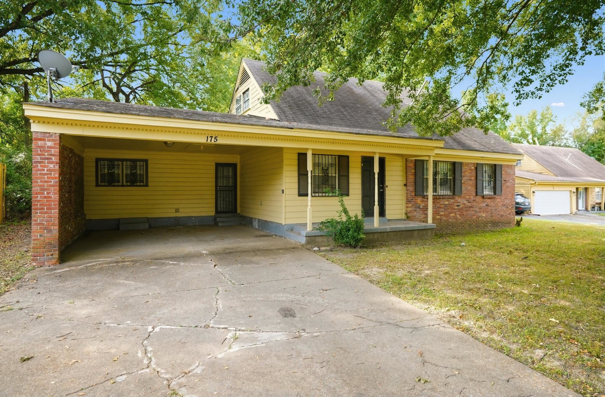 175 Horse Shoe CV — photo