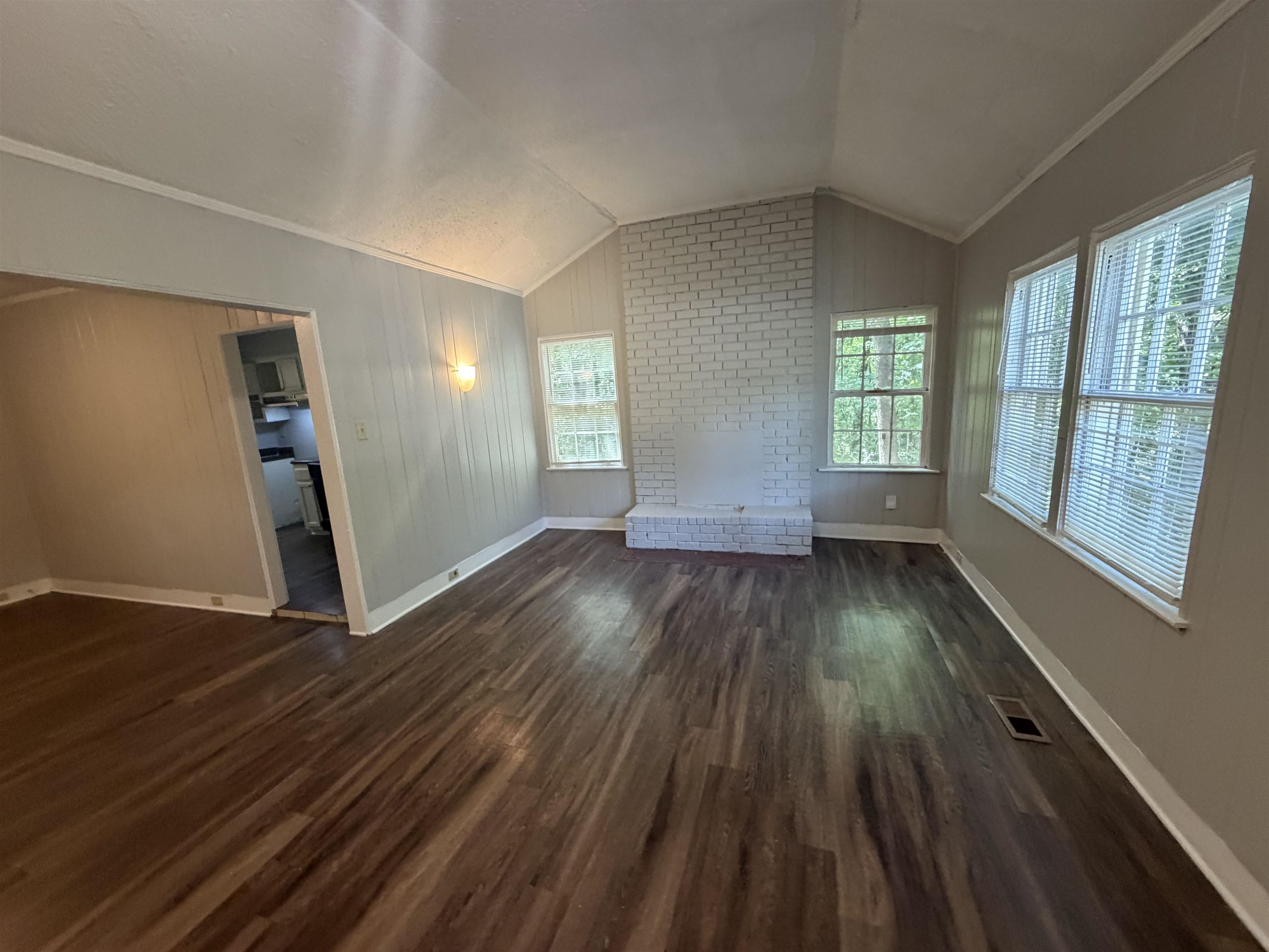 151 Clower Rd, Memphis, TN 38109 — photo 2