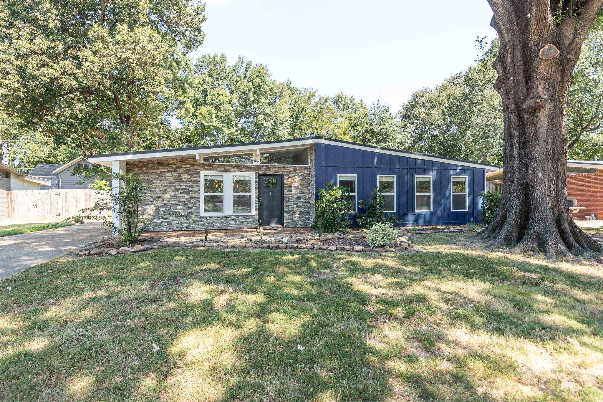 5160 Warfield Dr — photo