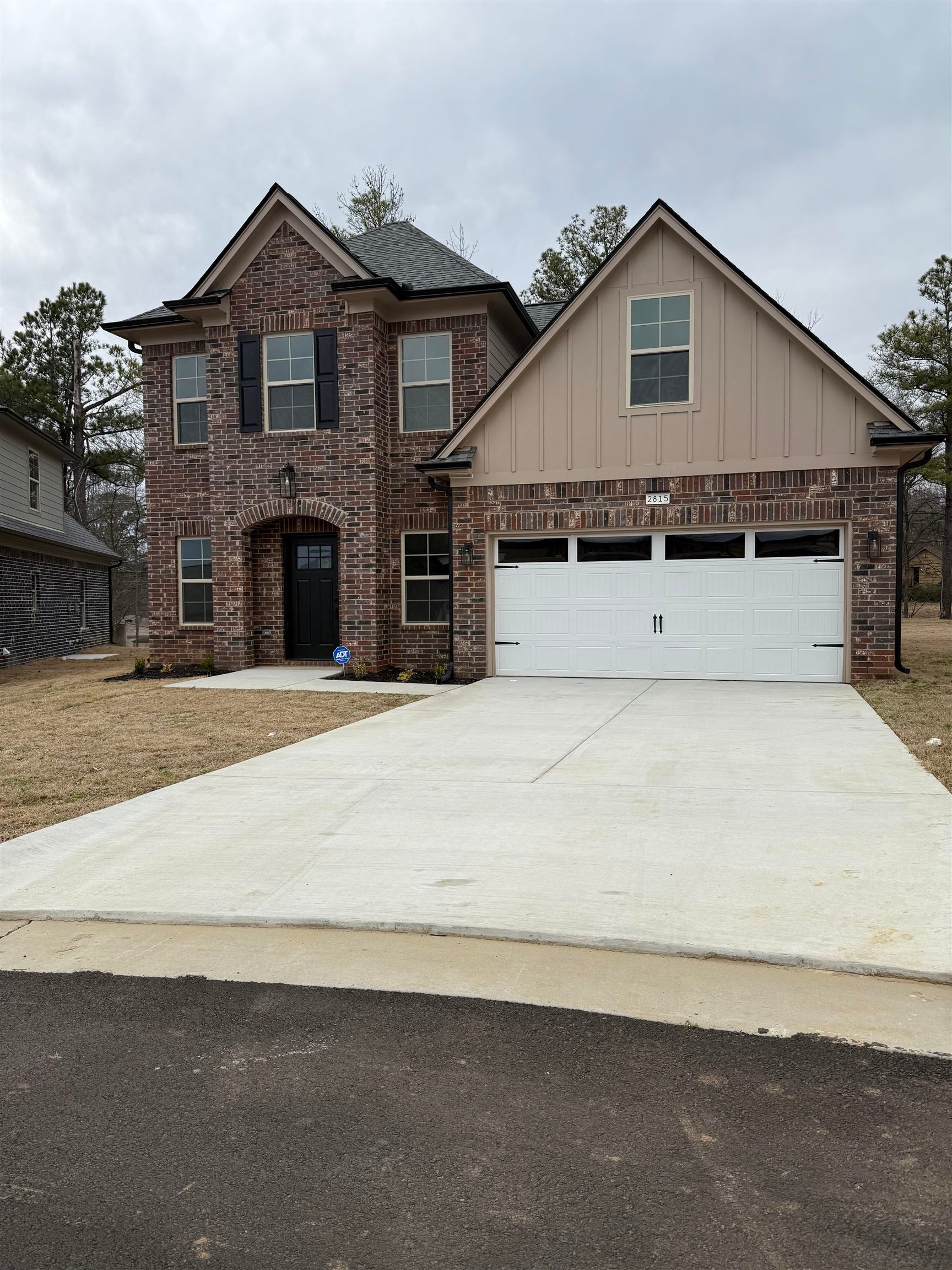 2815 Epping Crest CV — photo