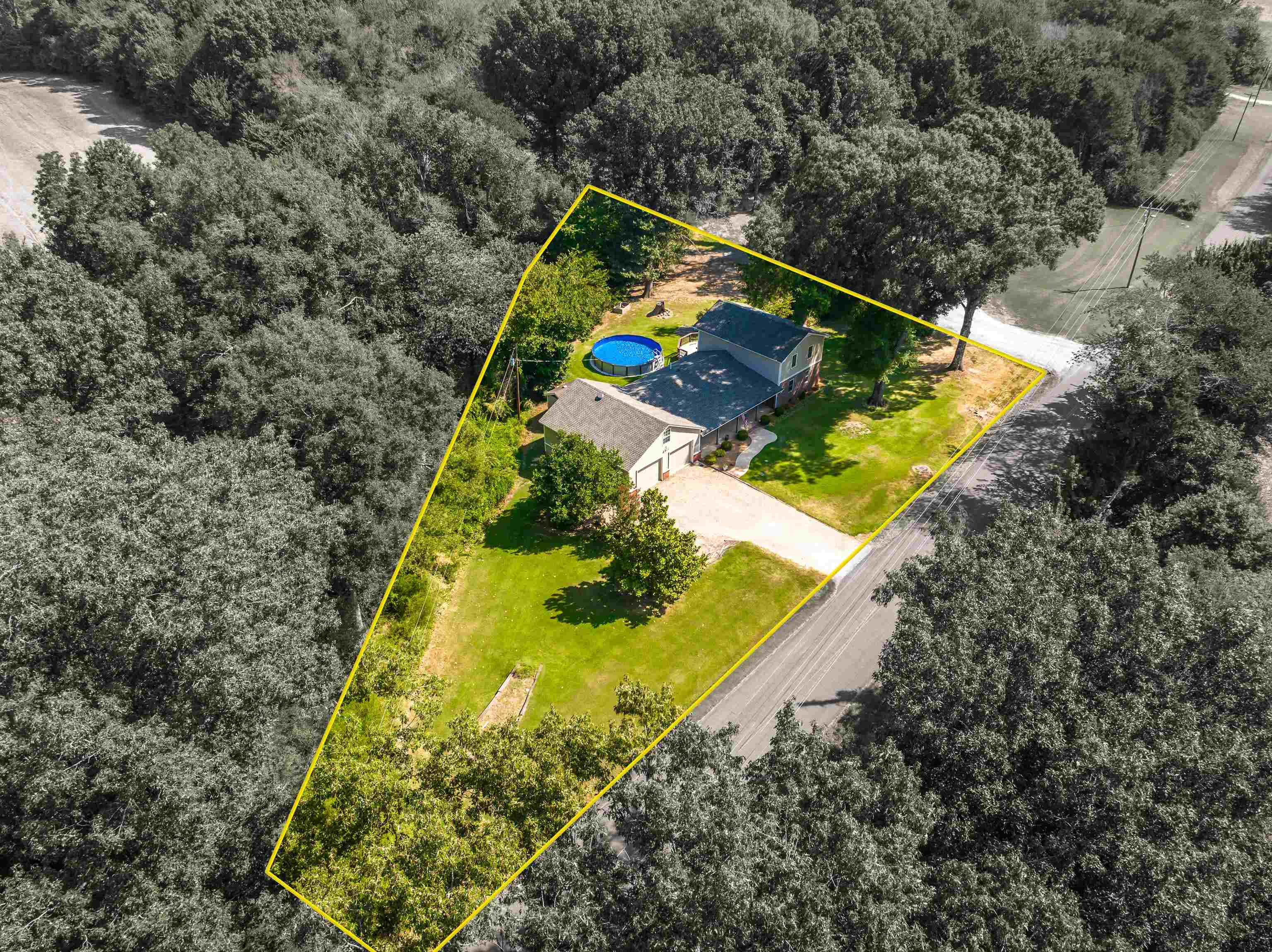 2360 Feathers Chapel Dr — photo