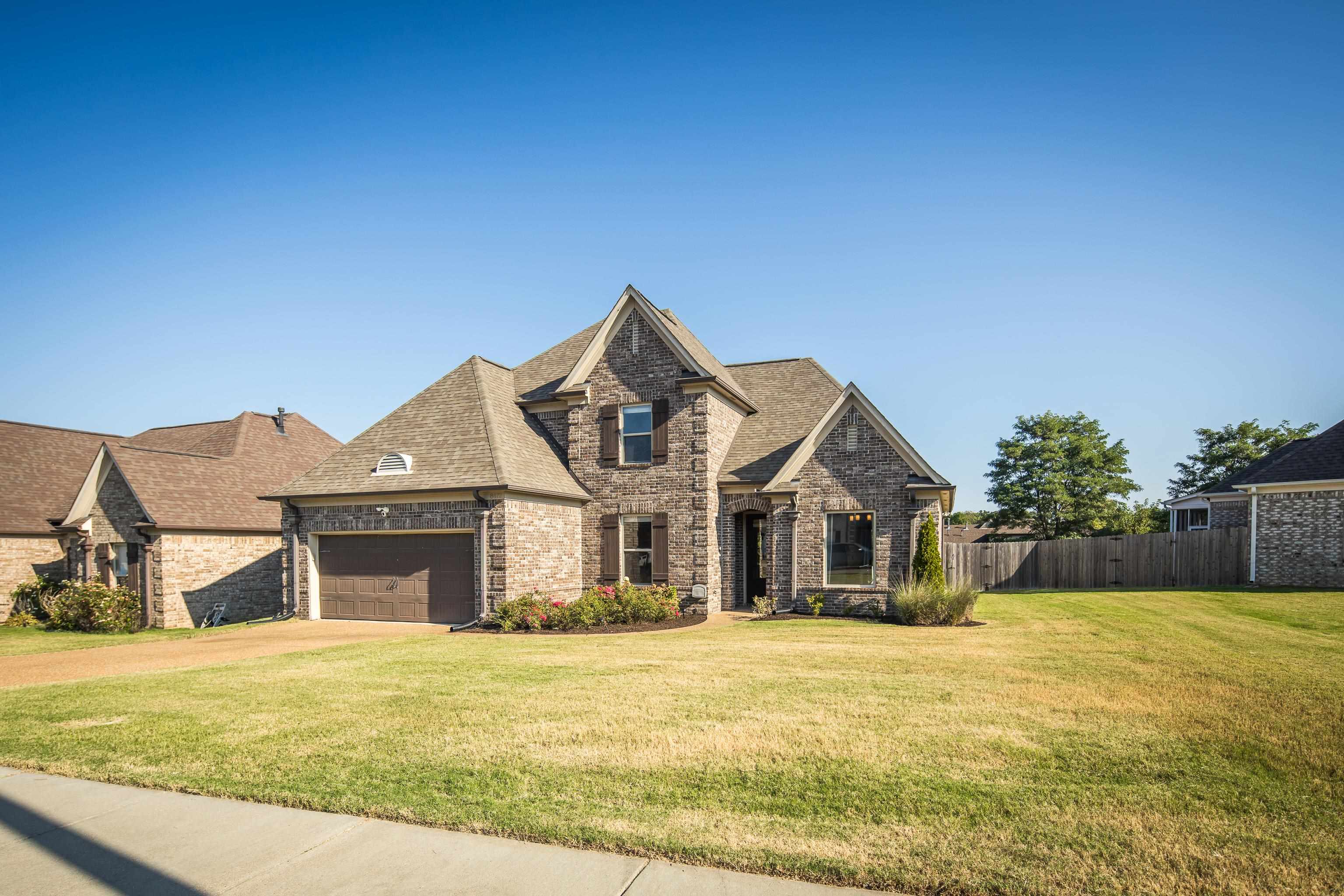 8472 Butterfly View Ln — photo