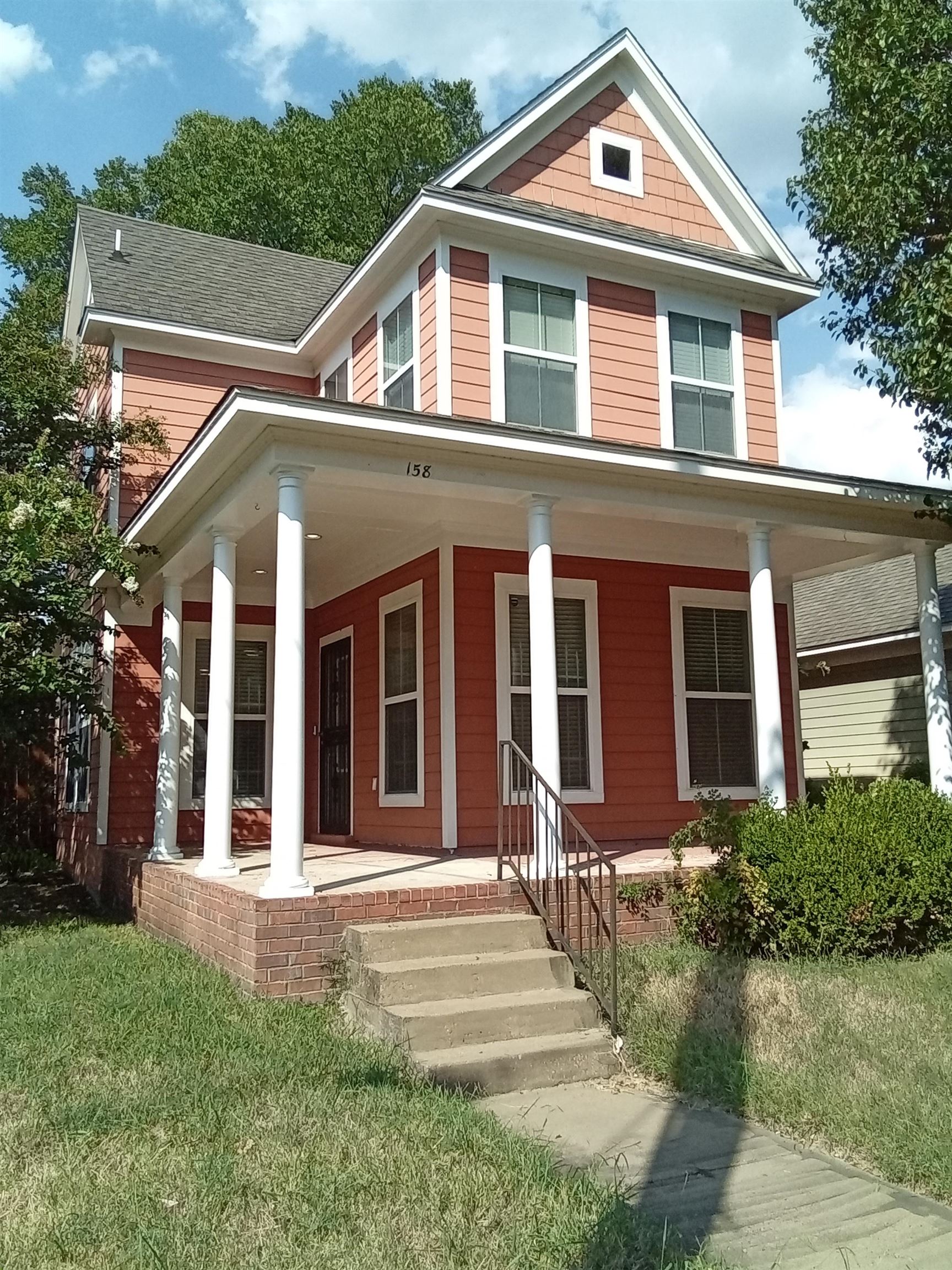 158 Keel Ave — photo