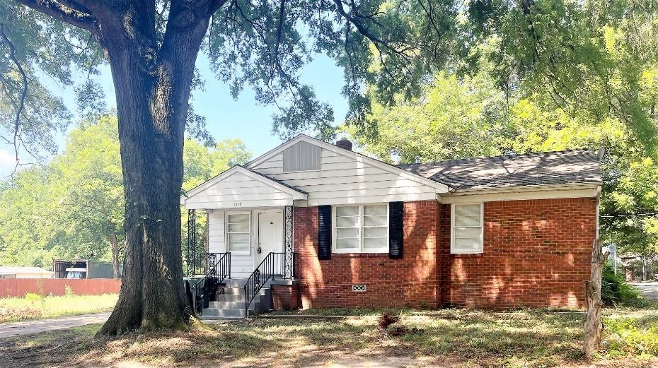 1547 Prescott Rd — photo