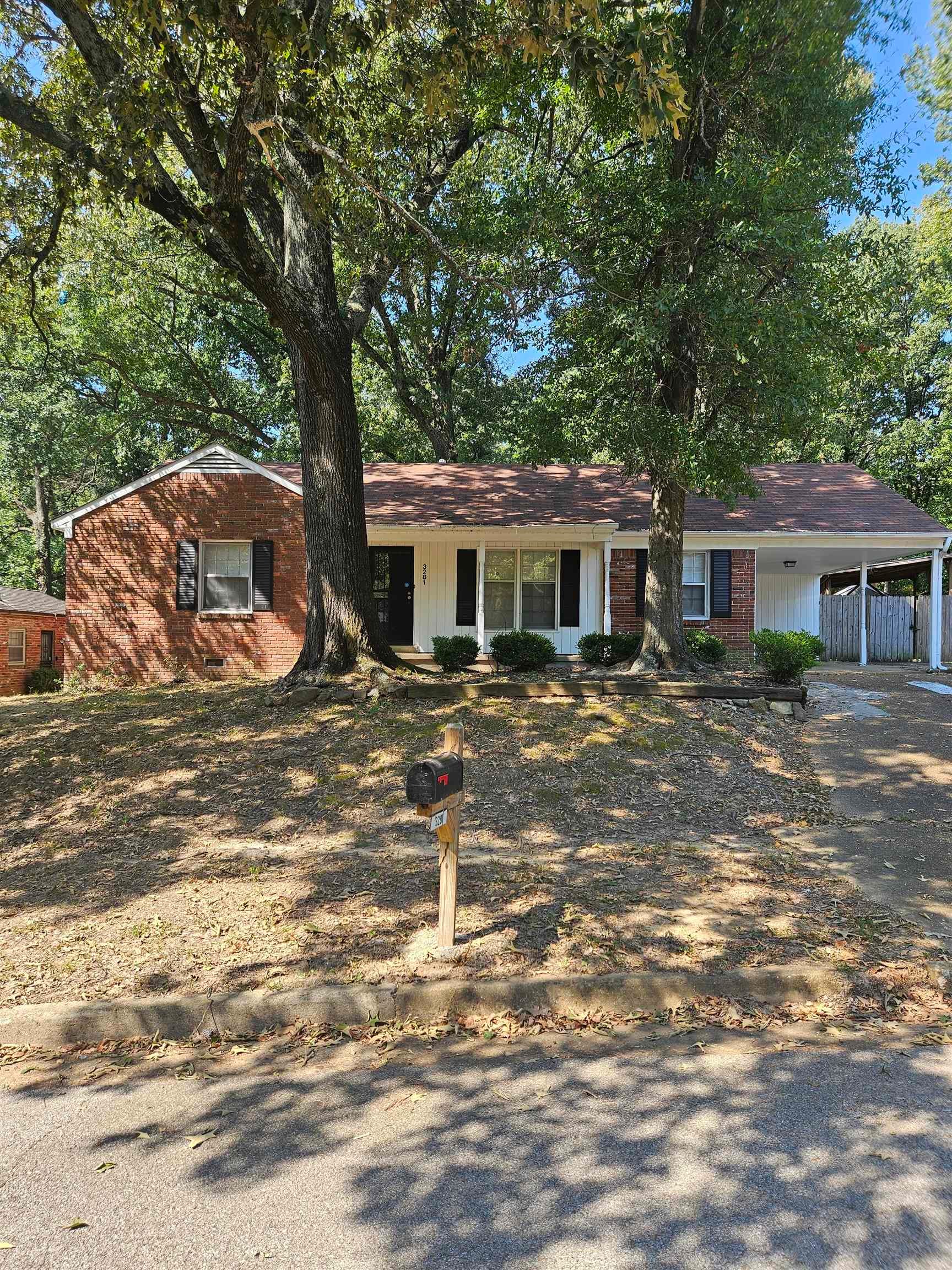 3281 Fairbanks St — photo