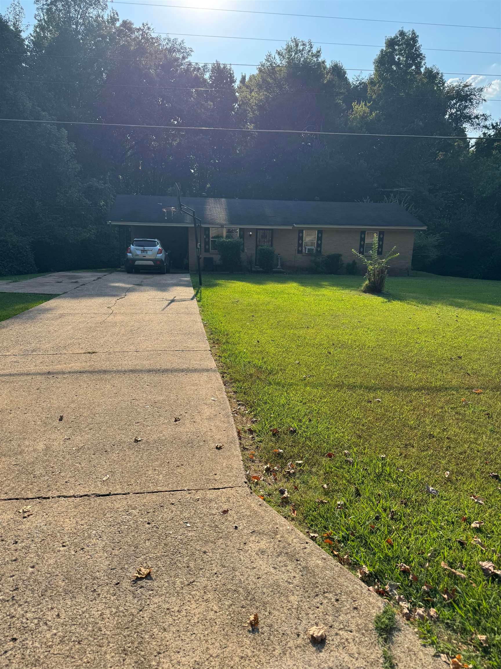 580 Armory Rd — photo