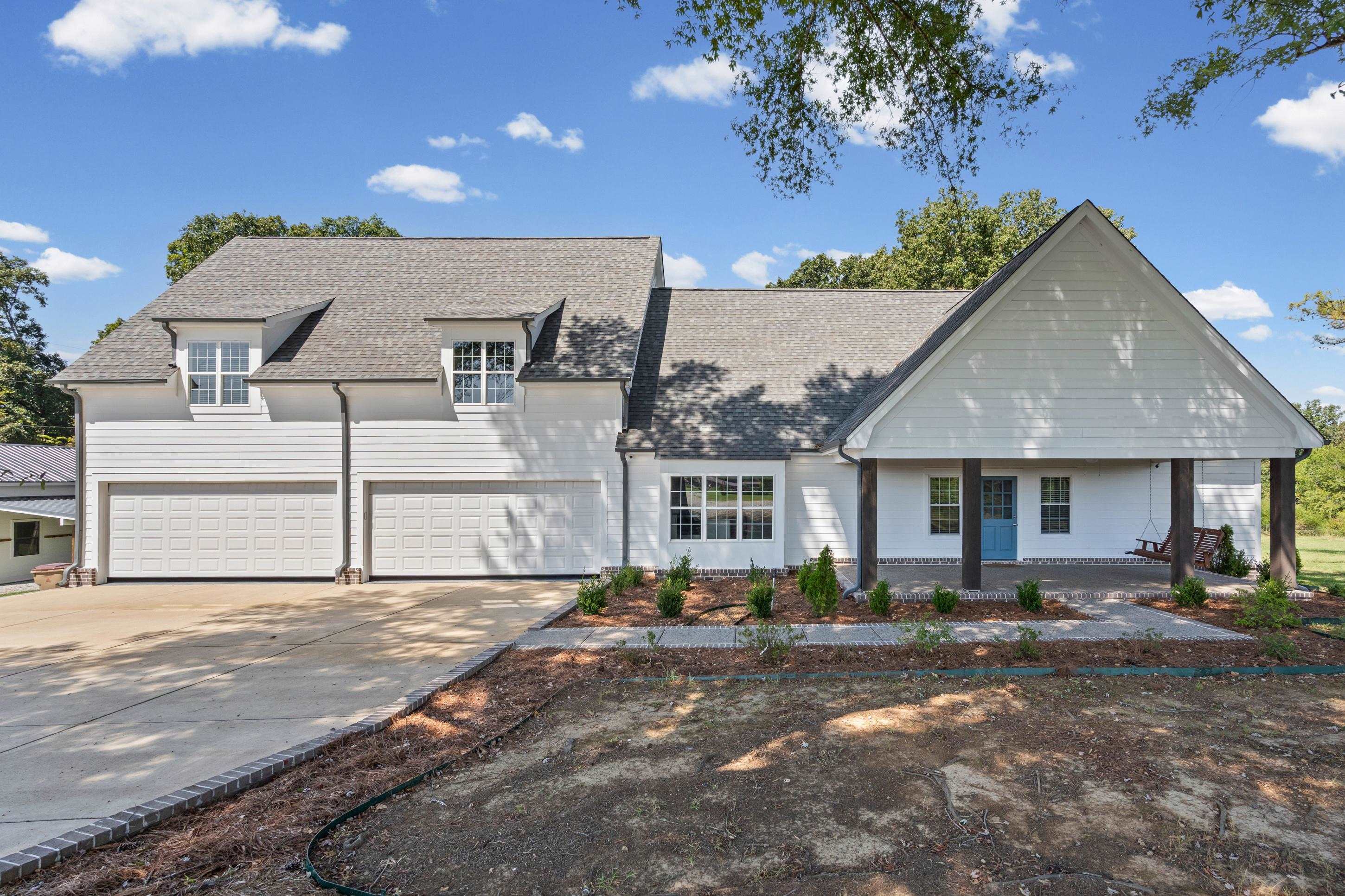 620 Diffee Rd — photo