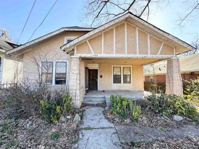 1044 Roland St — photo