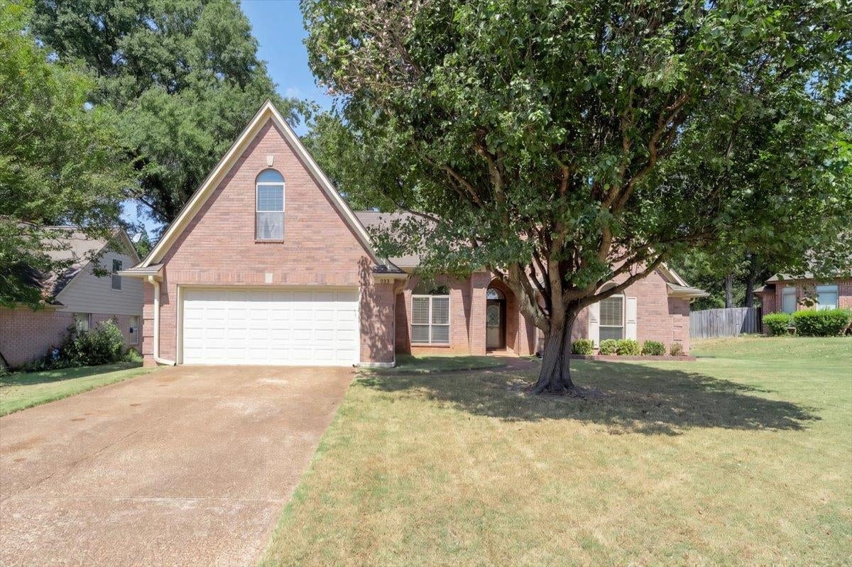 8054 Breezy Meadows Ln — photo