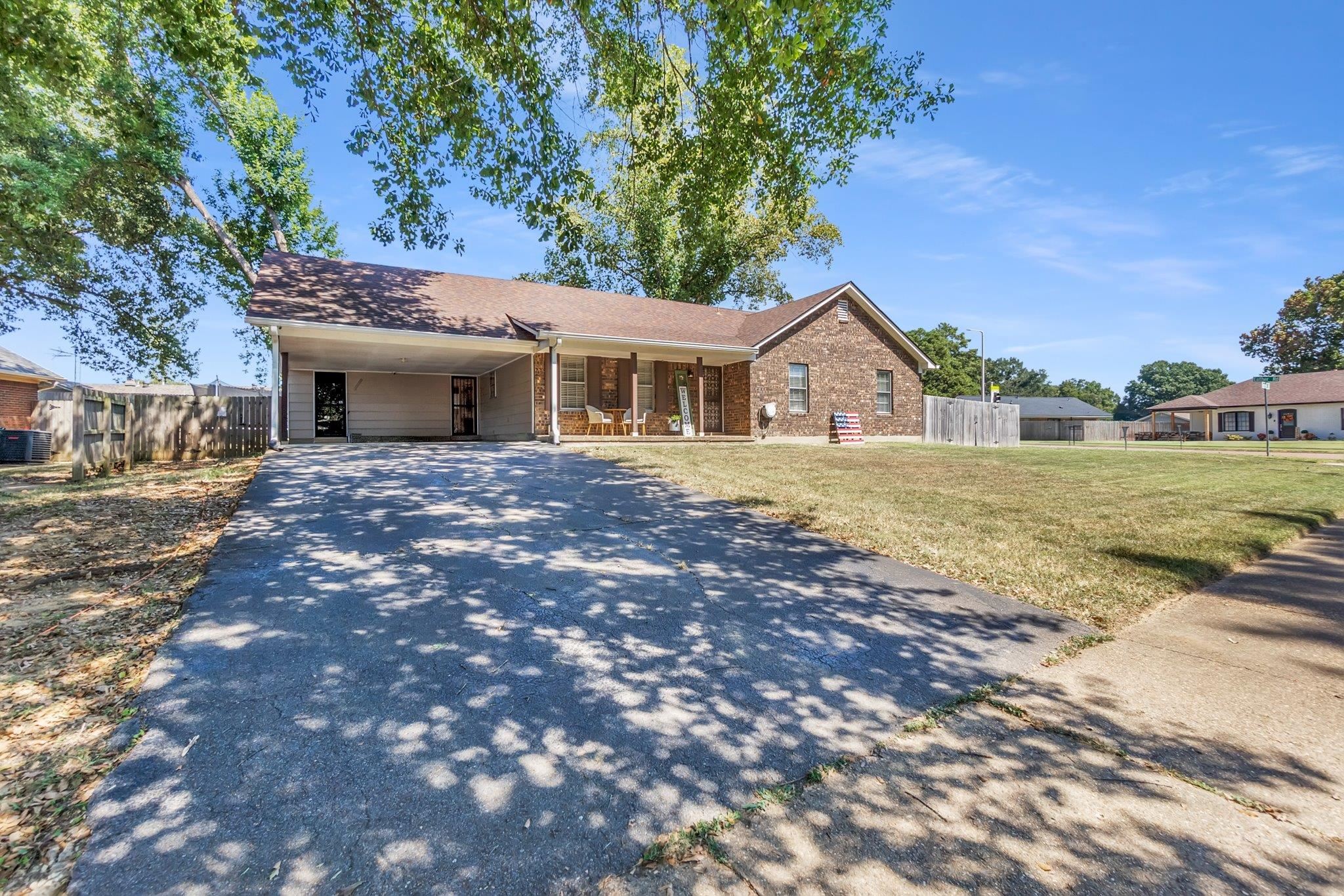 6986 E Heatherhill Dr E, Bartlett, TN 38135 — photo 2