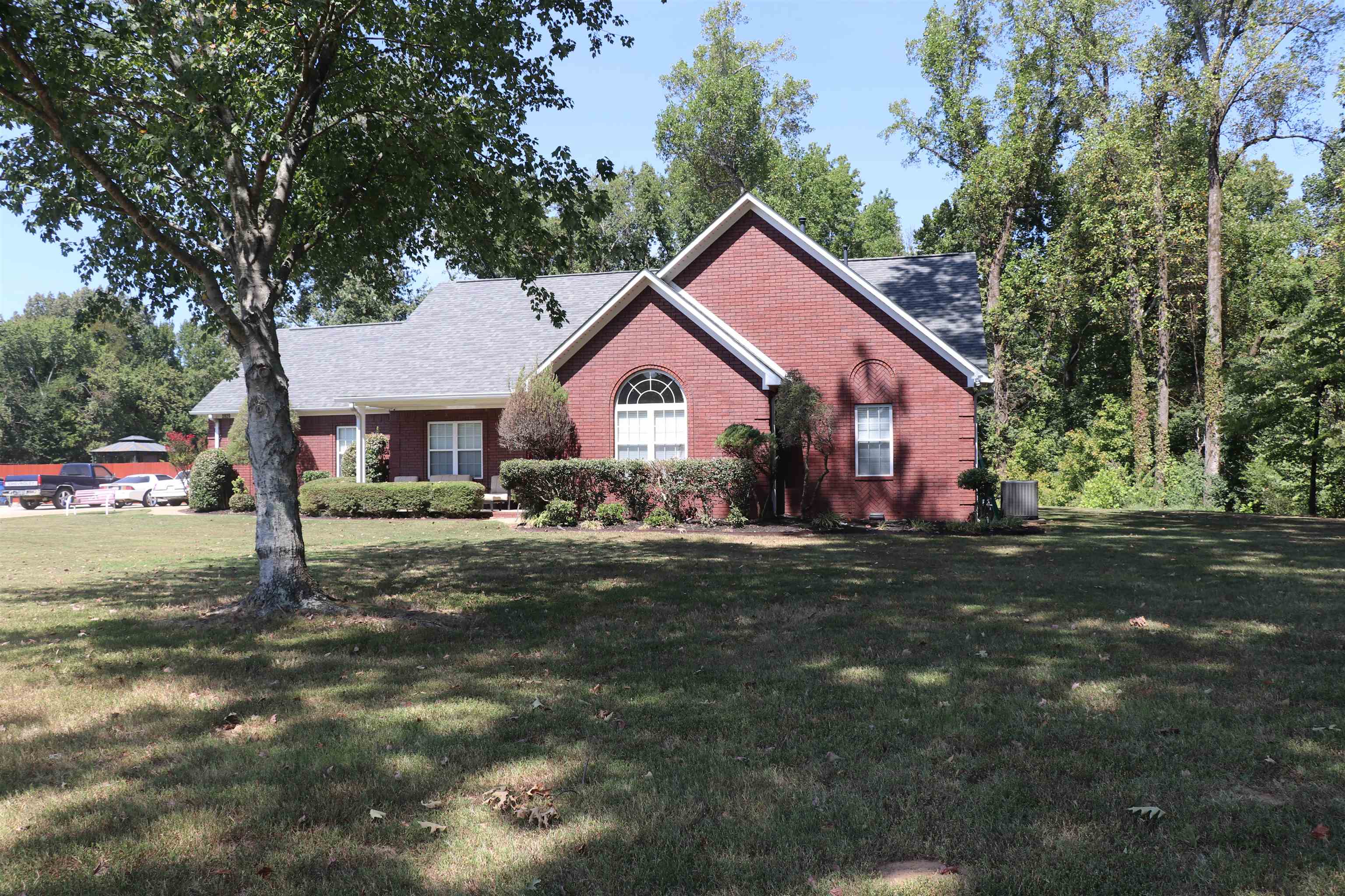 3920 W Union Rd — photo