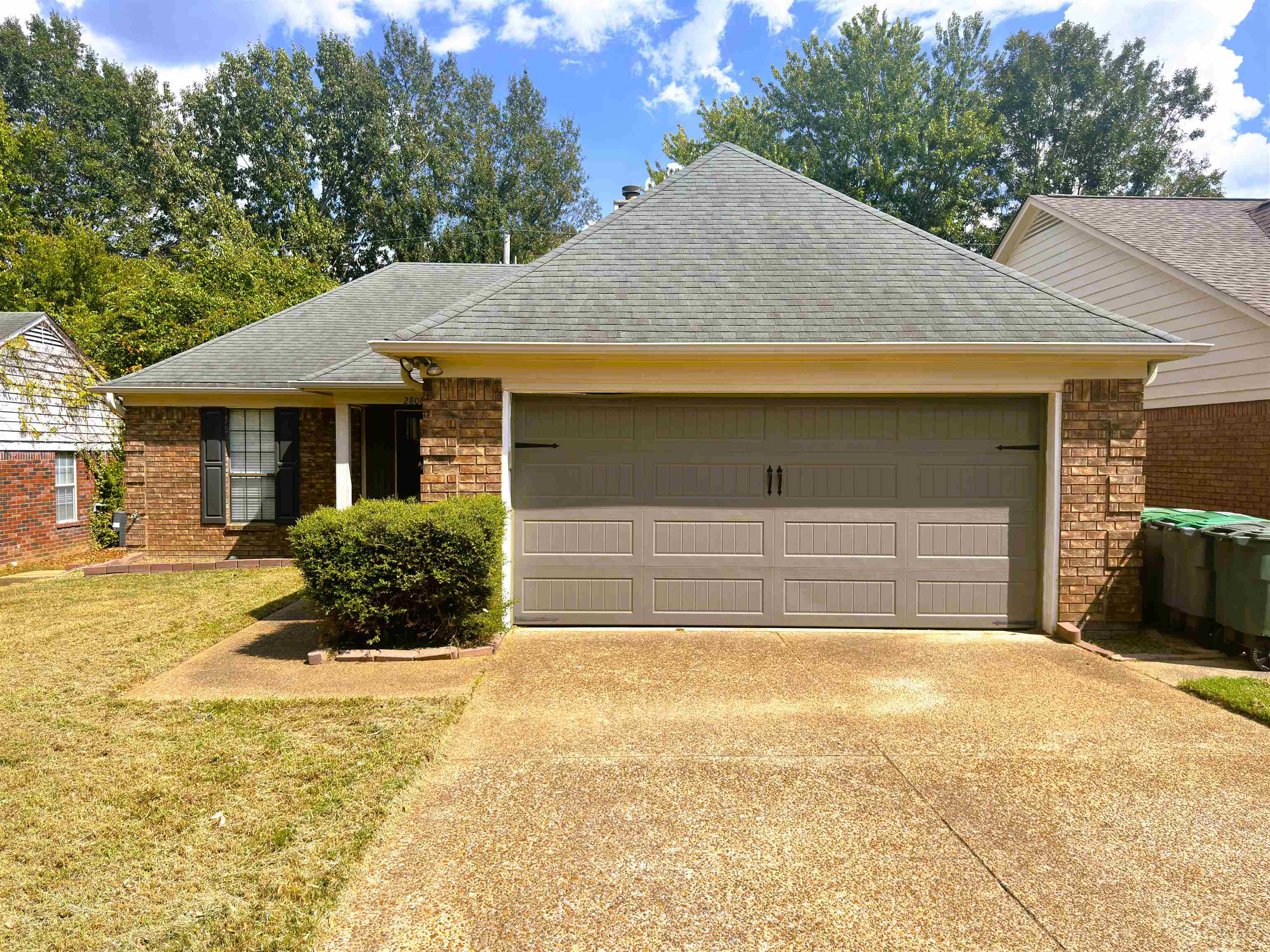 2806 Maryland Cir E — photo