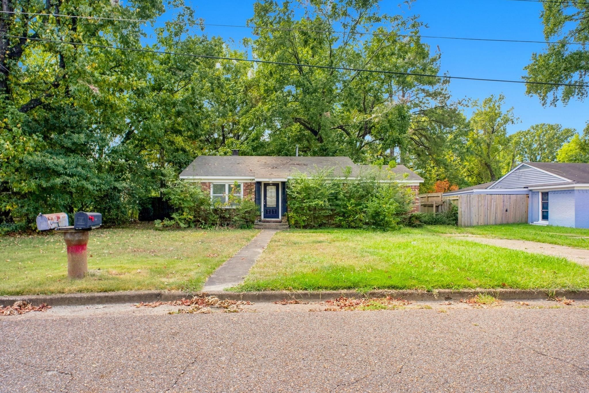 533 Burkman Dr — photo