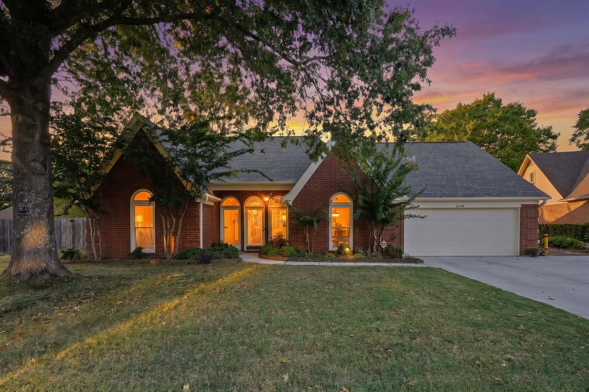 2549 Hearth Stone Dr — photo