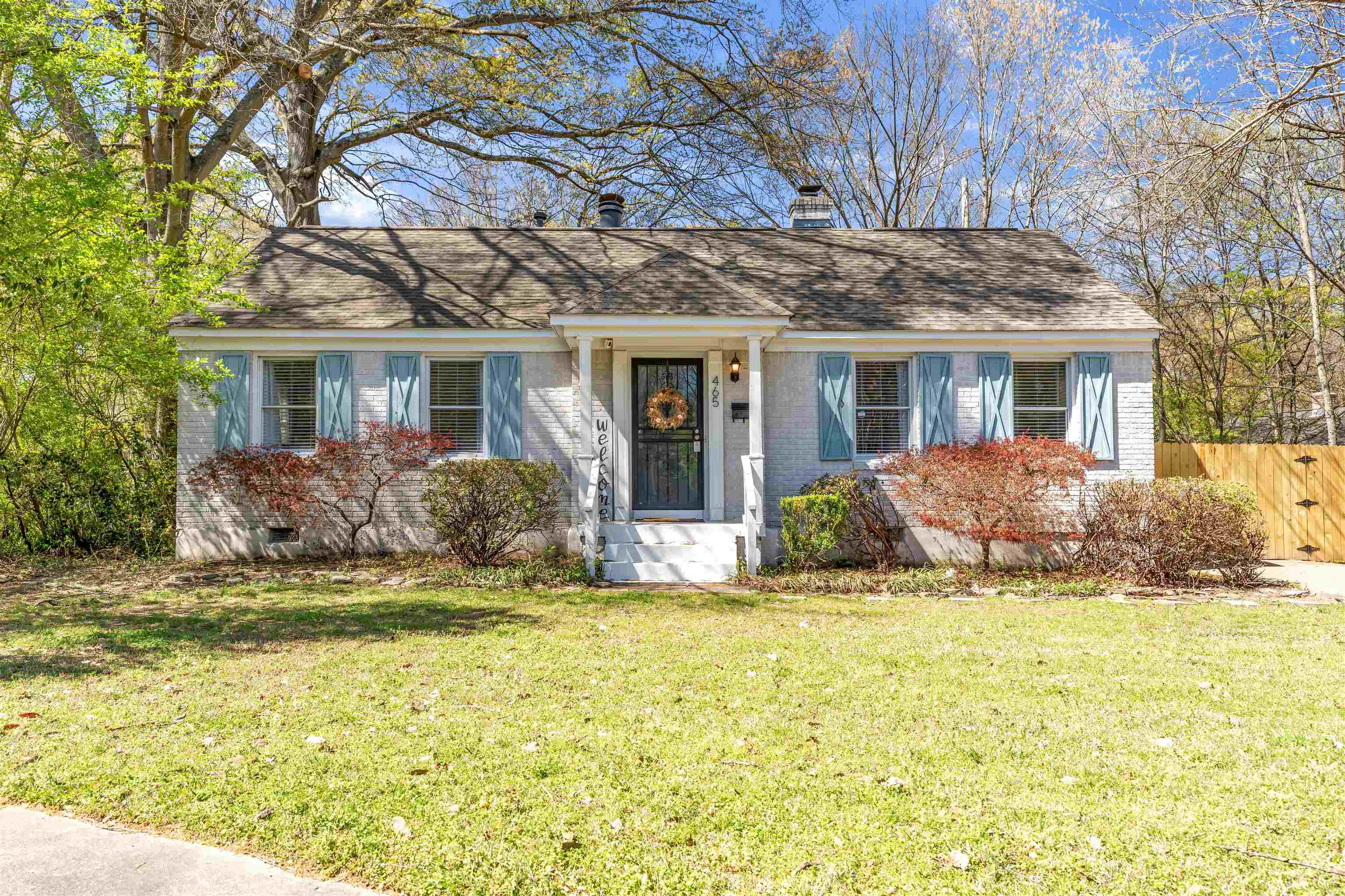 465 Gerald Rd — photo