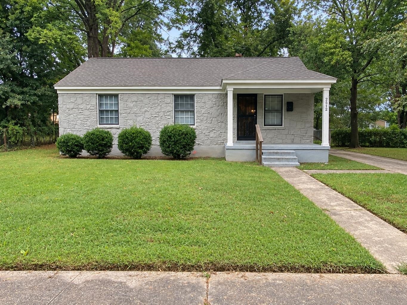 2512 Kenner Ave — photo