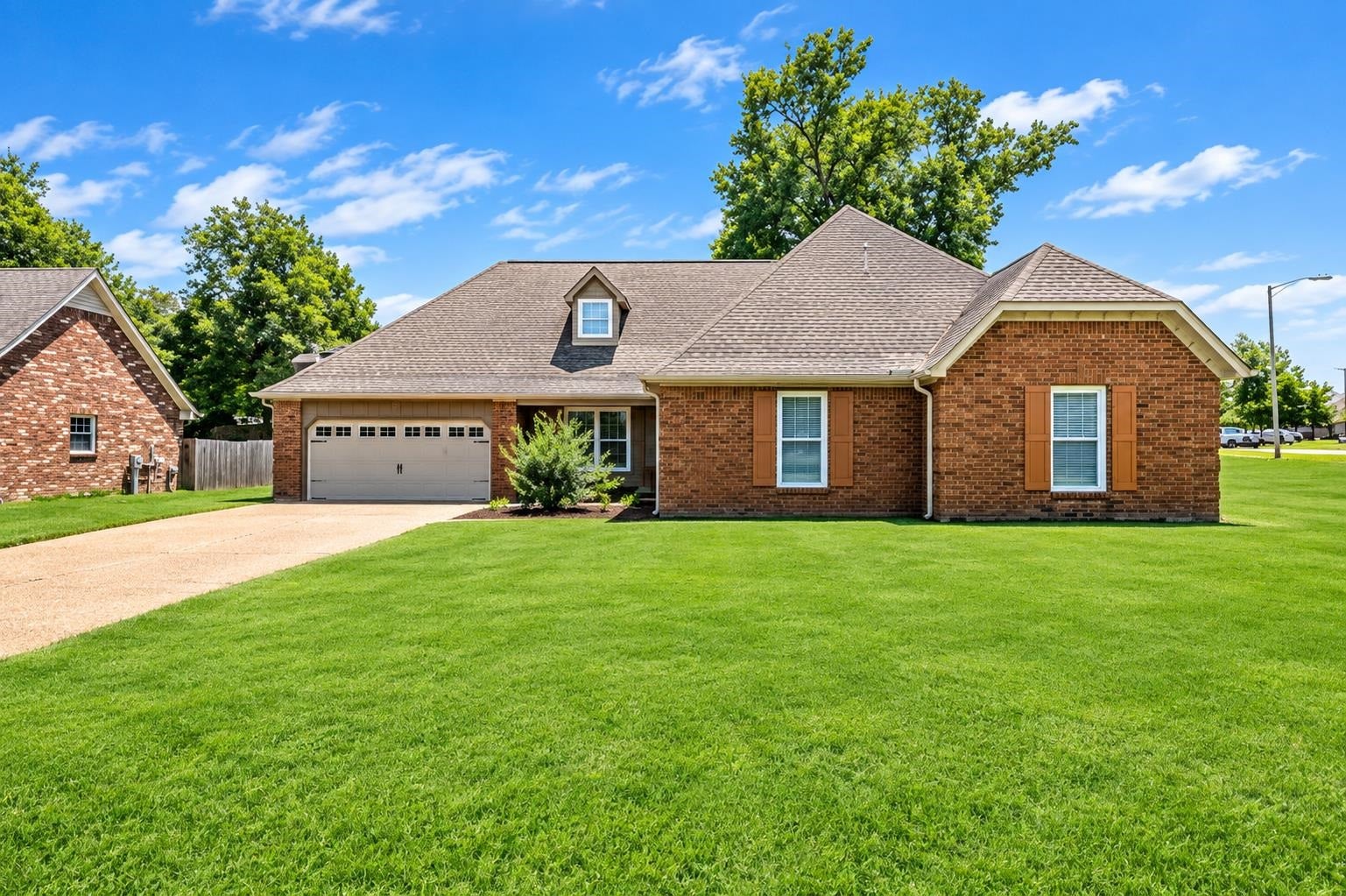 3652 Wincross Dr — photo