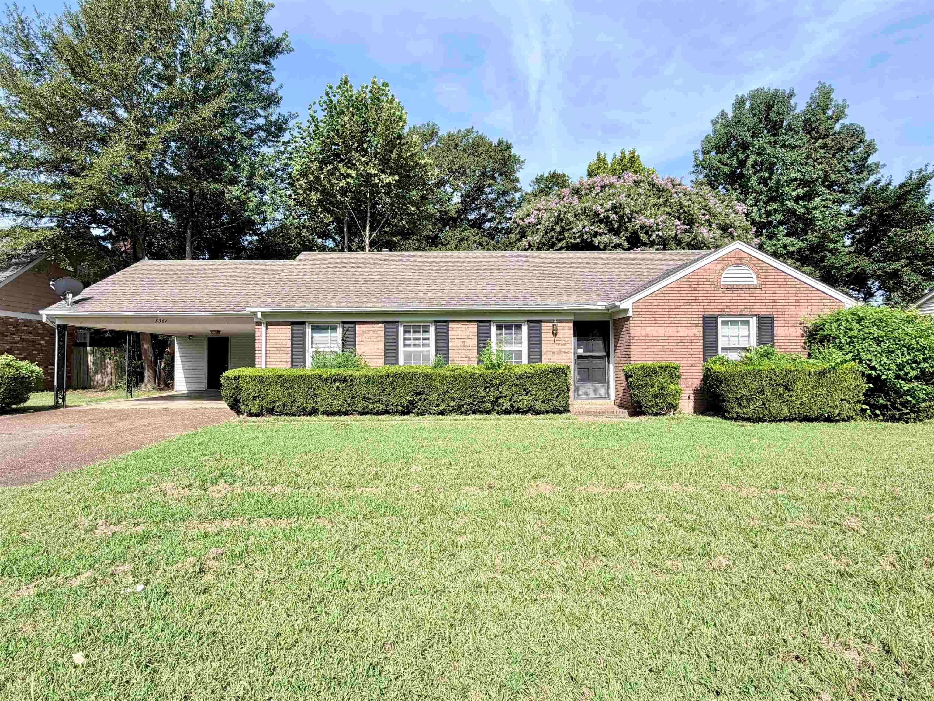 3361 Foxwood Dr — photo