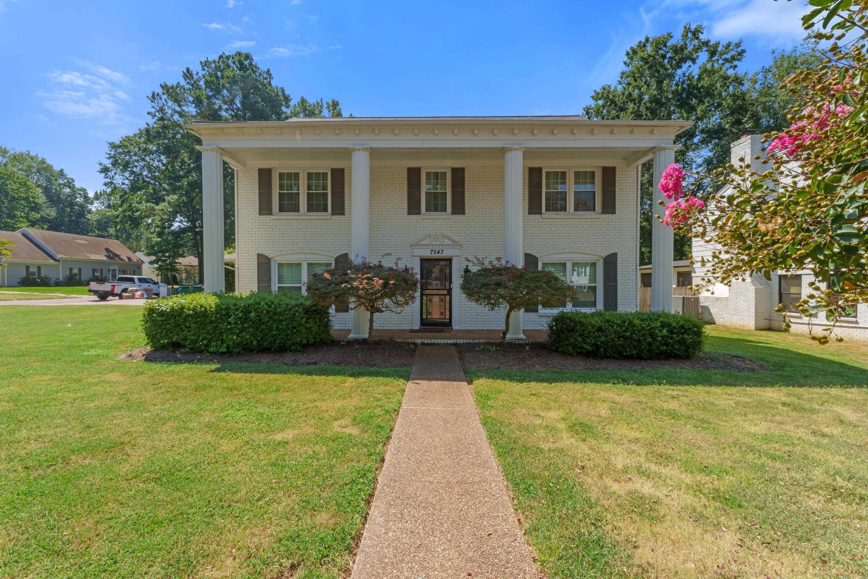 7547 Neshoba Dr — photo
