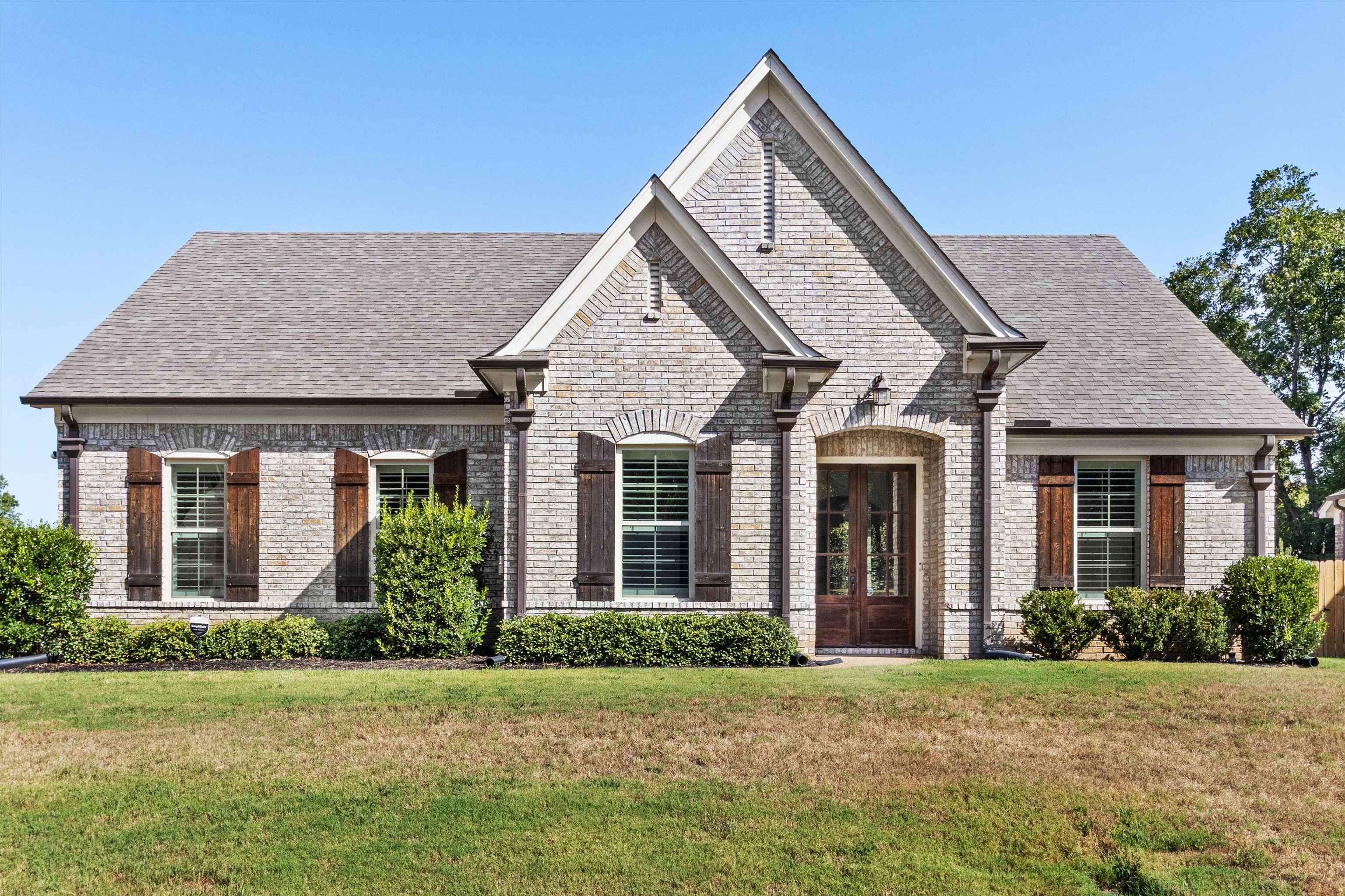 110 Laurel Glen Dr — photo