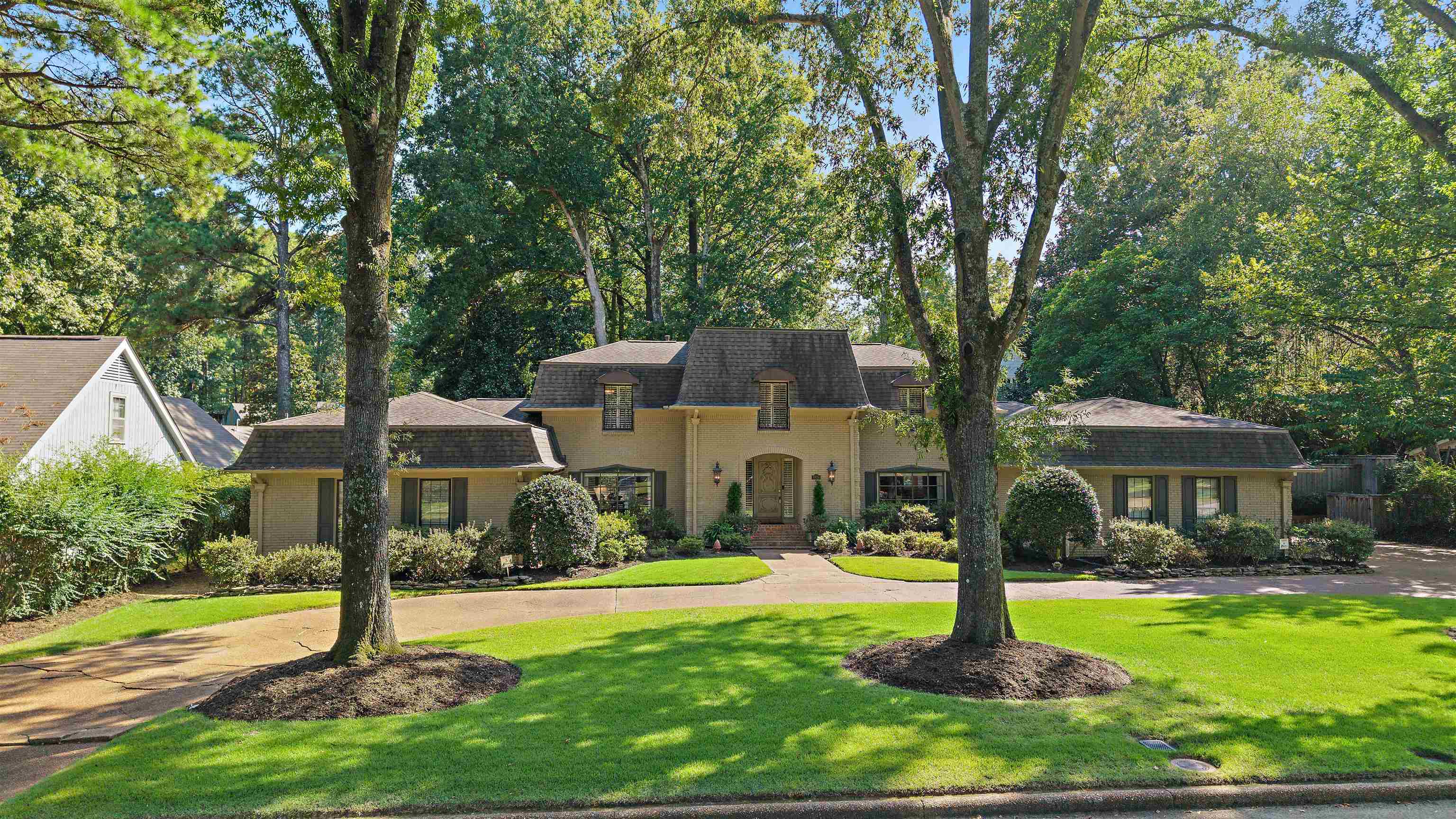 5879 Haymarket Rd — photo