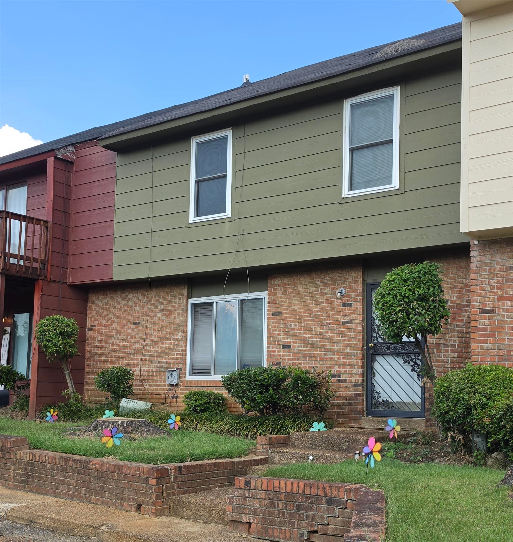 5273 Chatfield Dr 5273 — photo