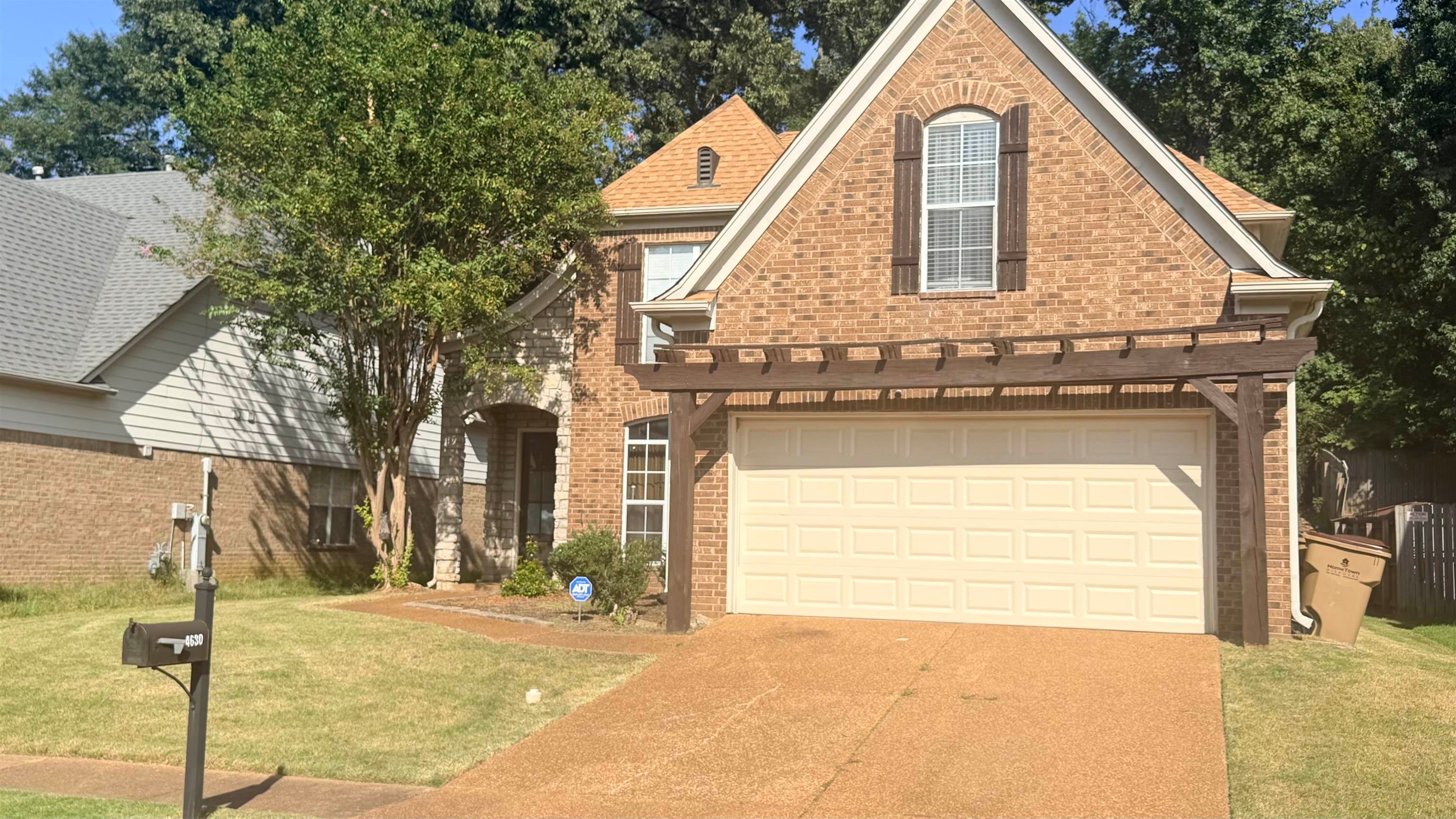 4630 Tulip Creek Dr — photo