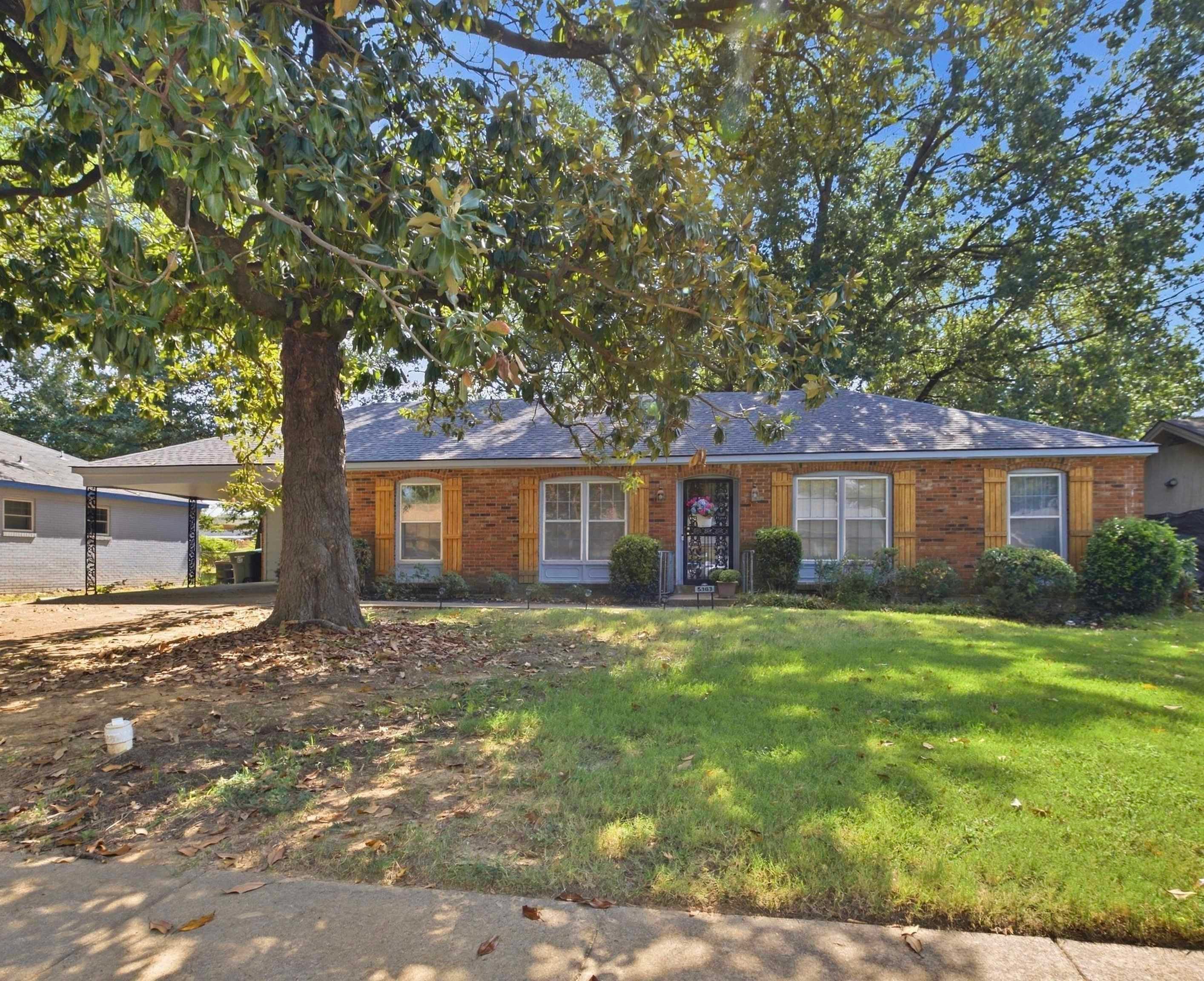 5303 Honeywood Ave — photo