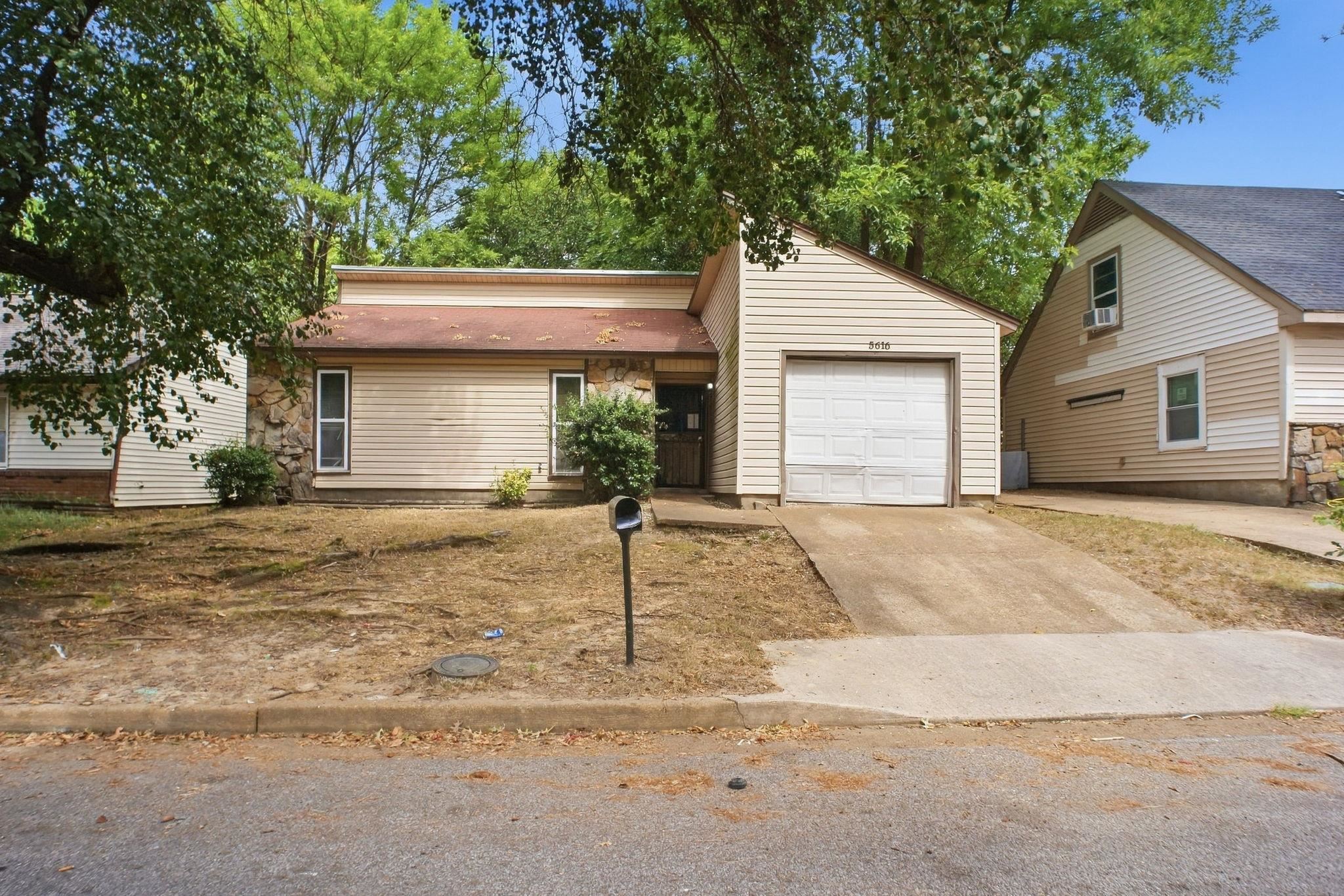 5616 Maple Tree Dr — photo