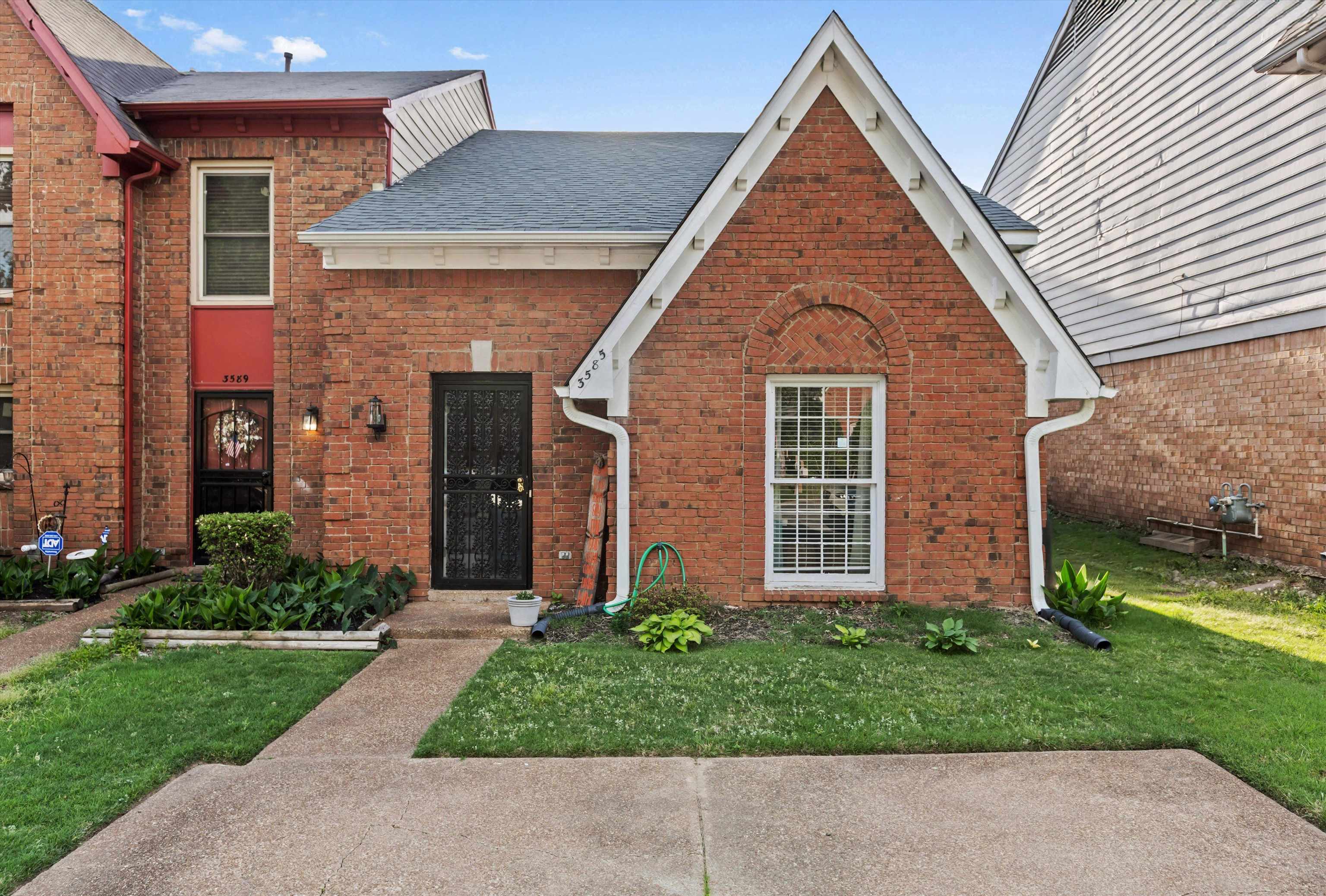3585 Bishops Gate Dr — photo