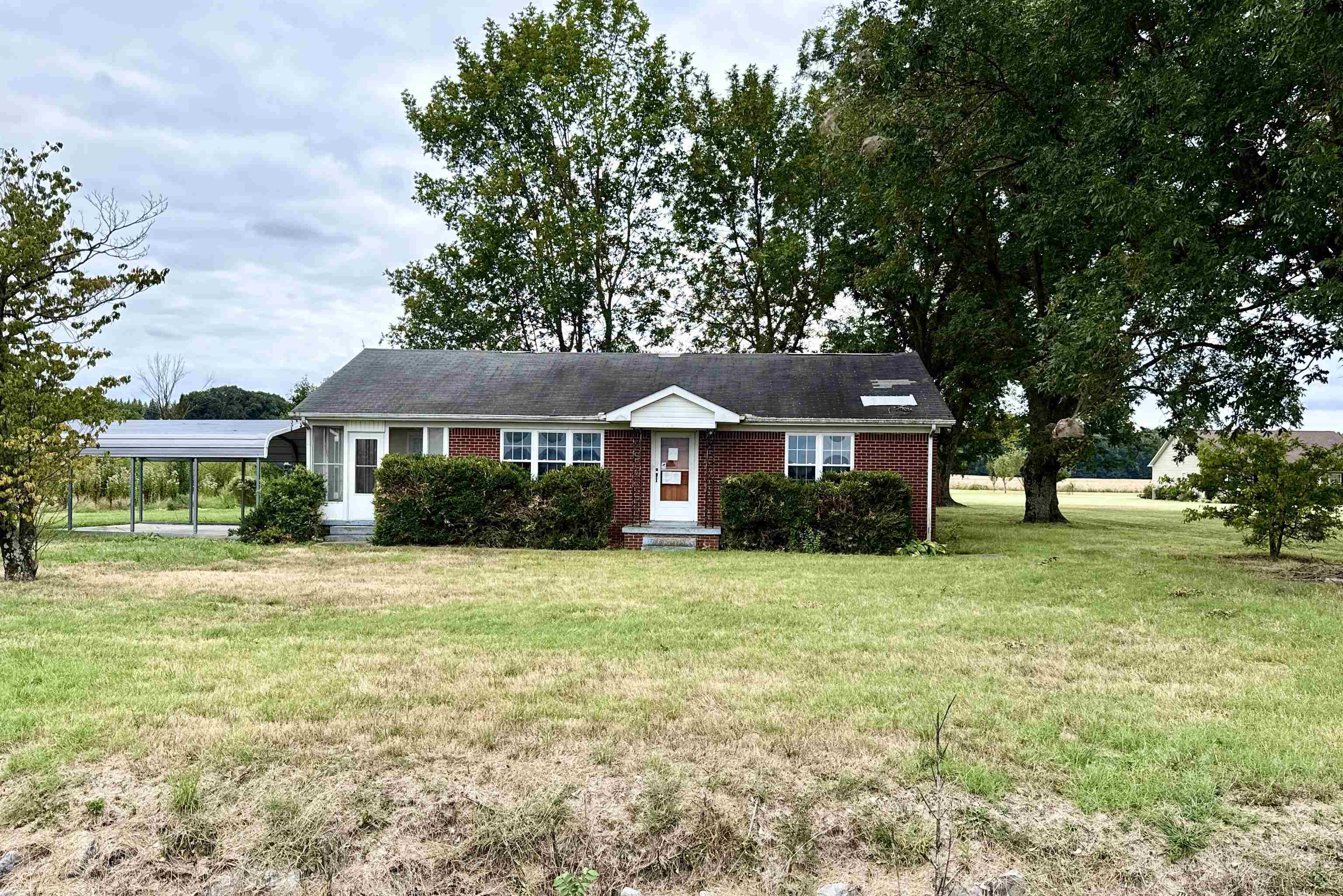 875 Glendale Rd — photo