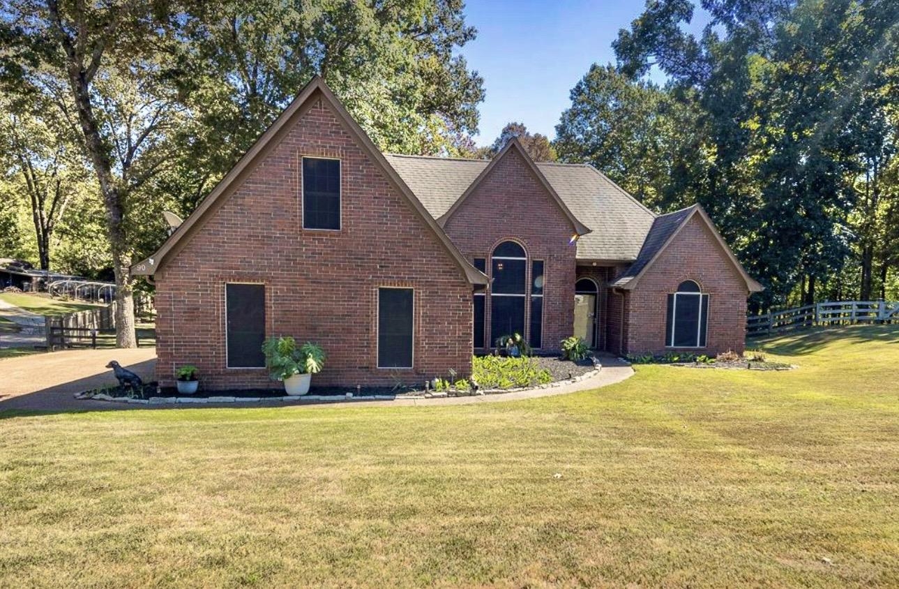 90 Country Forest Dr — photo