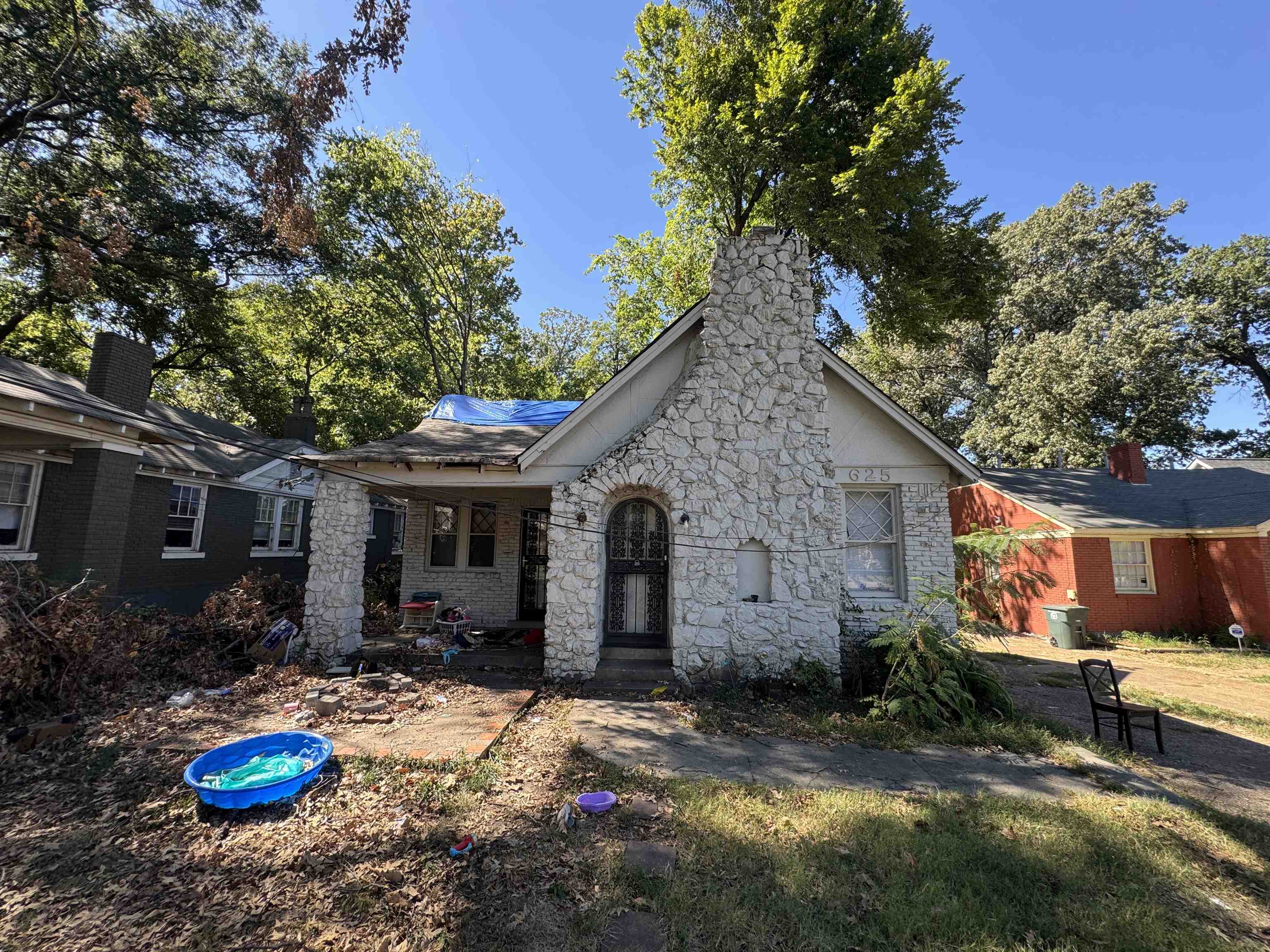 625 McConnell St — photo