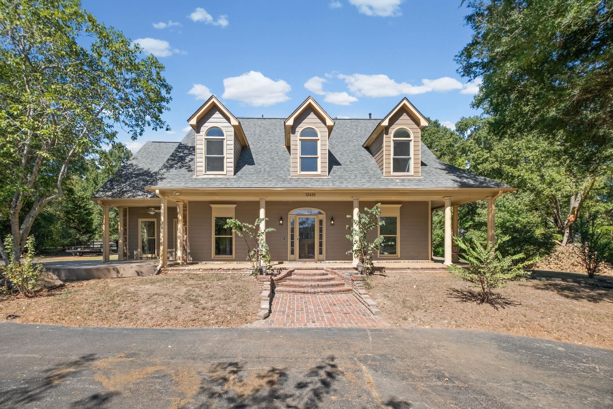 12420 Fox Lair Dr — photo