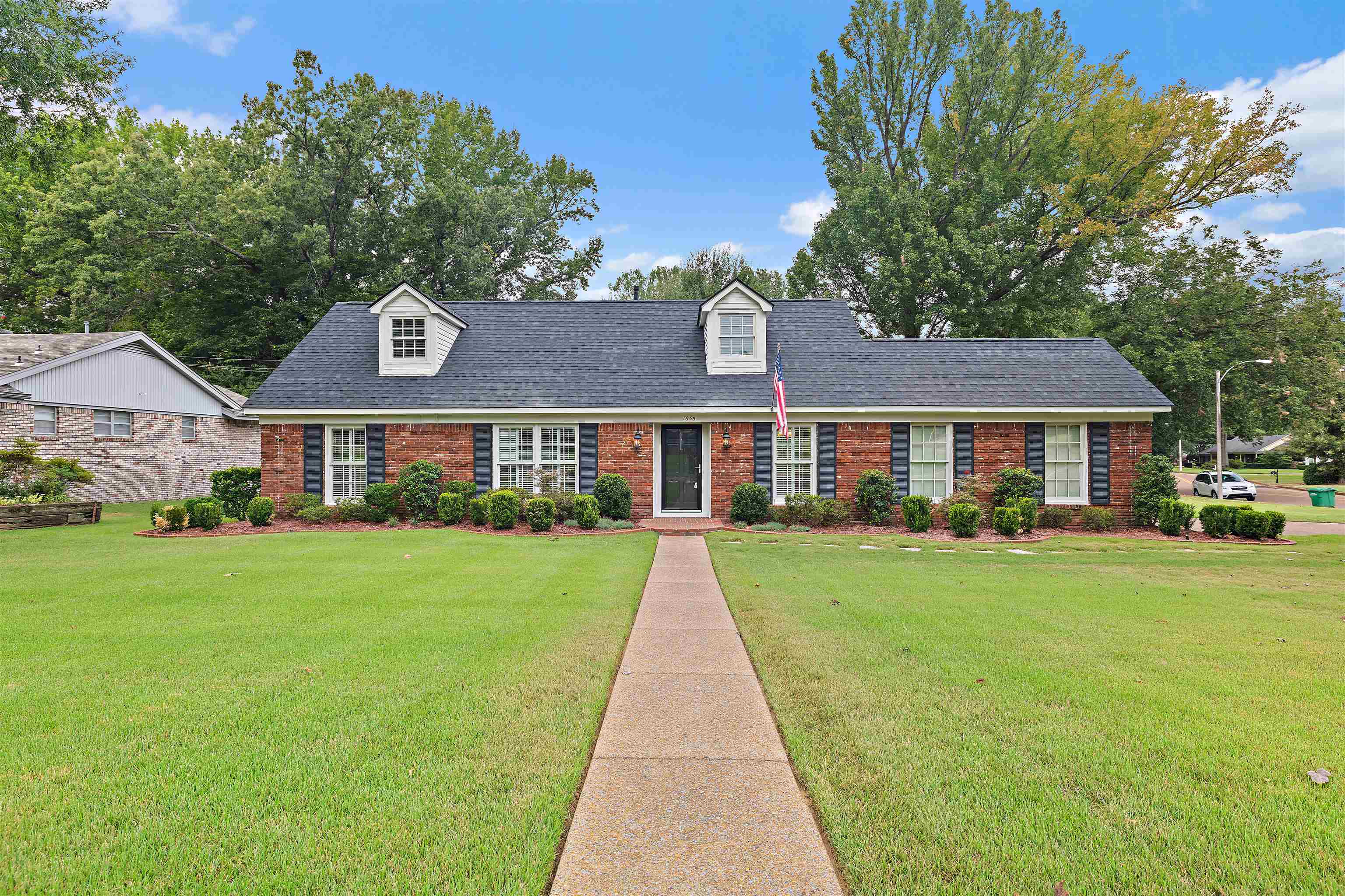 1635 Poplar Estates Pky — photo