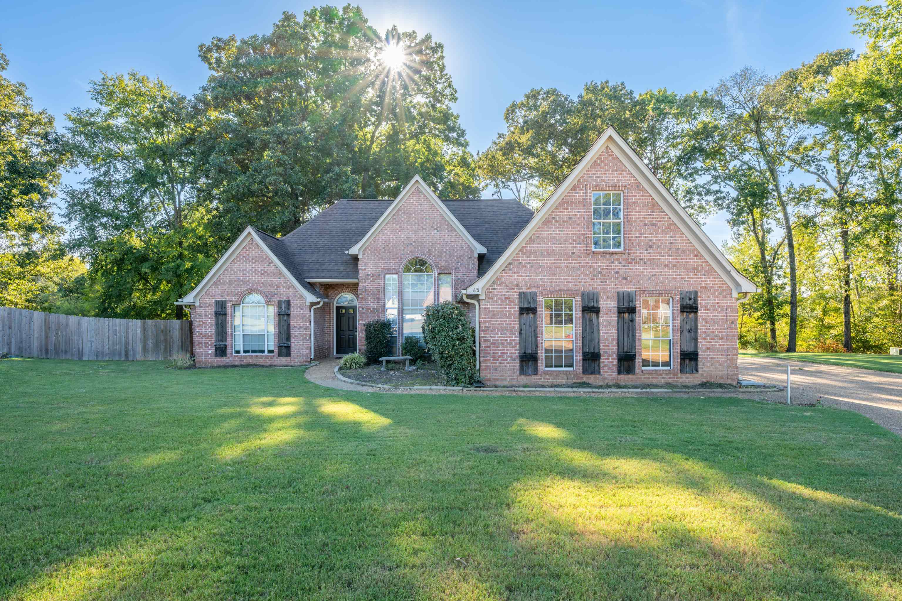 65 Harbor Oaks CV — photo