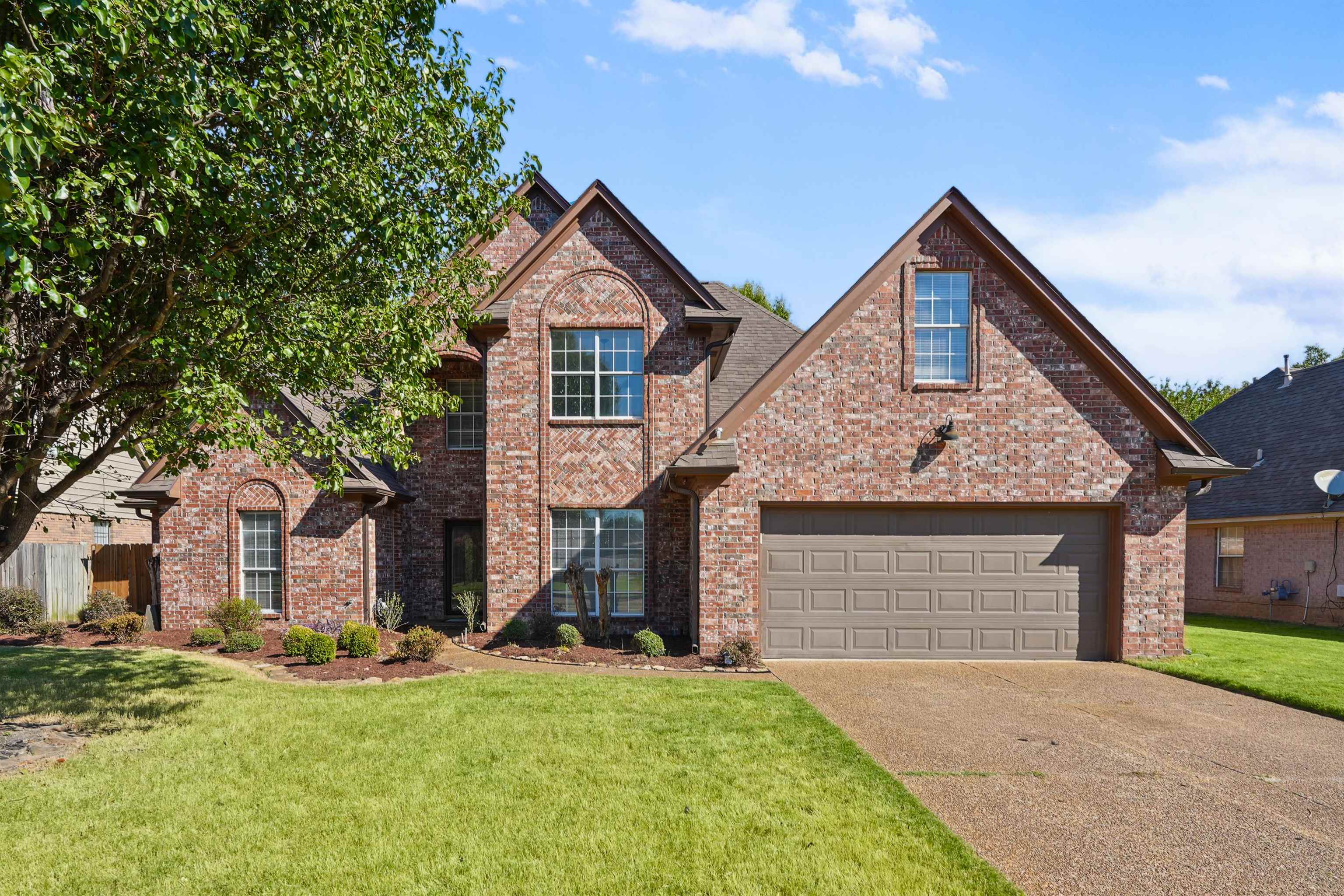 7212 Shady Oaks Dr — photo