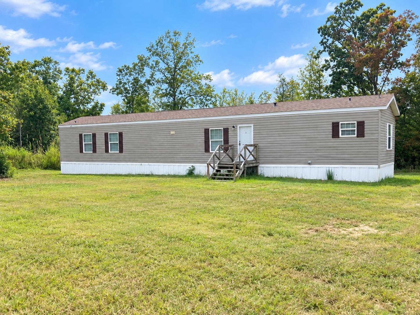 1045 Old Union Rd — photo