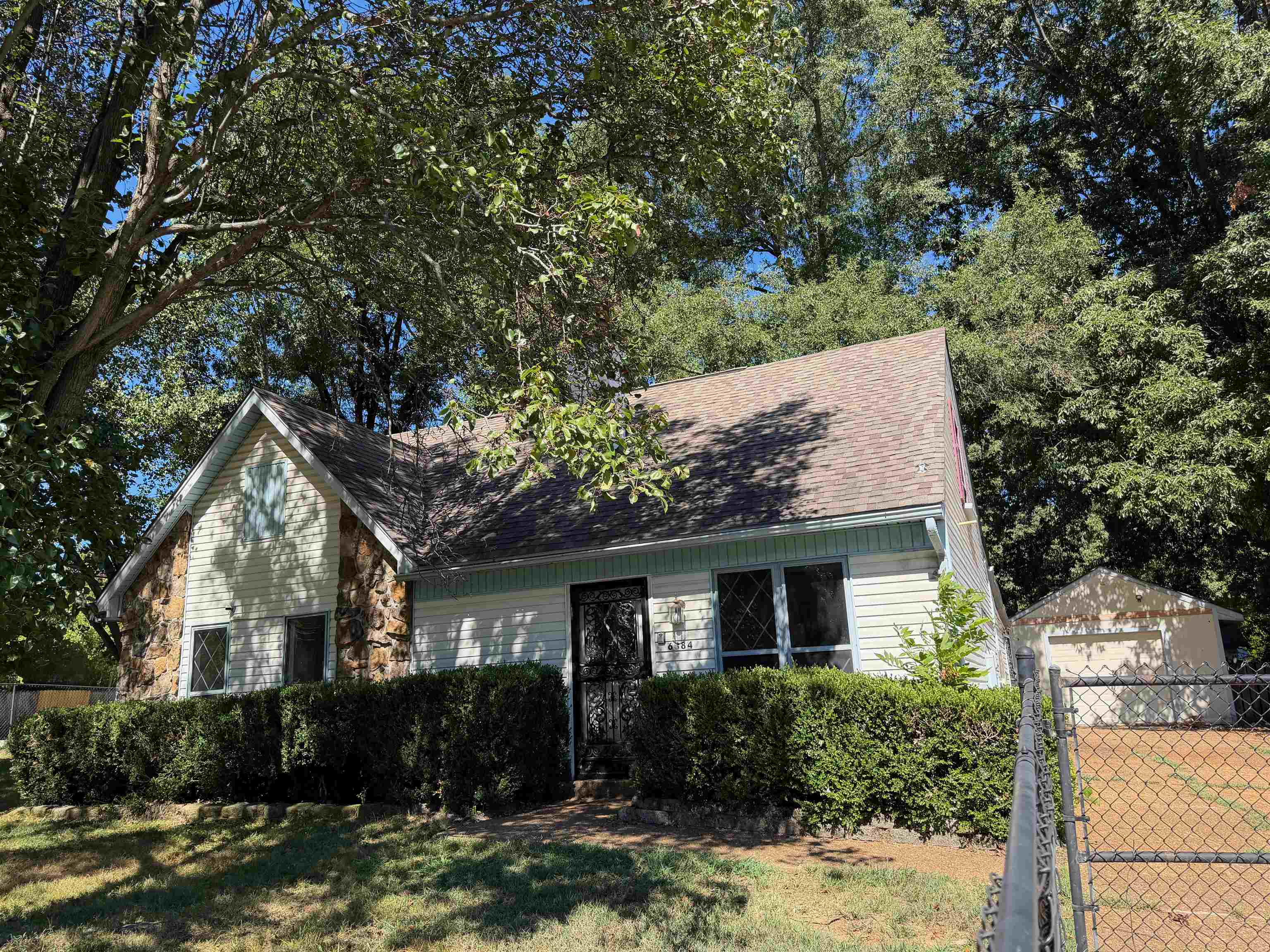 6384 Oak Park Dr — photo