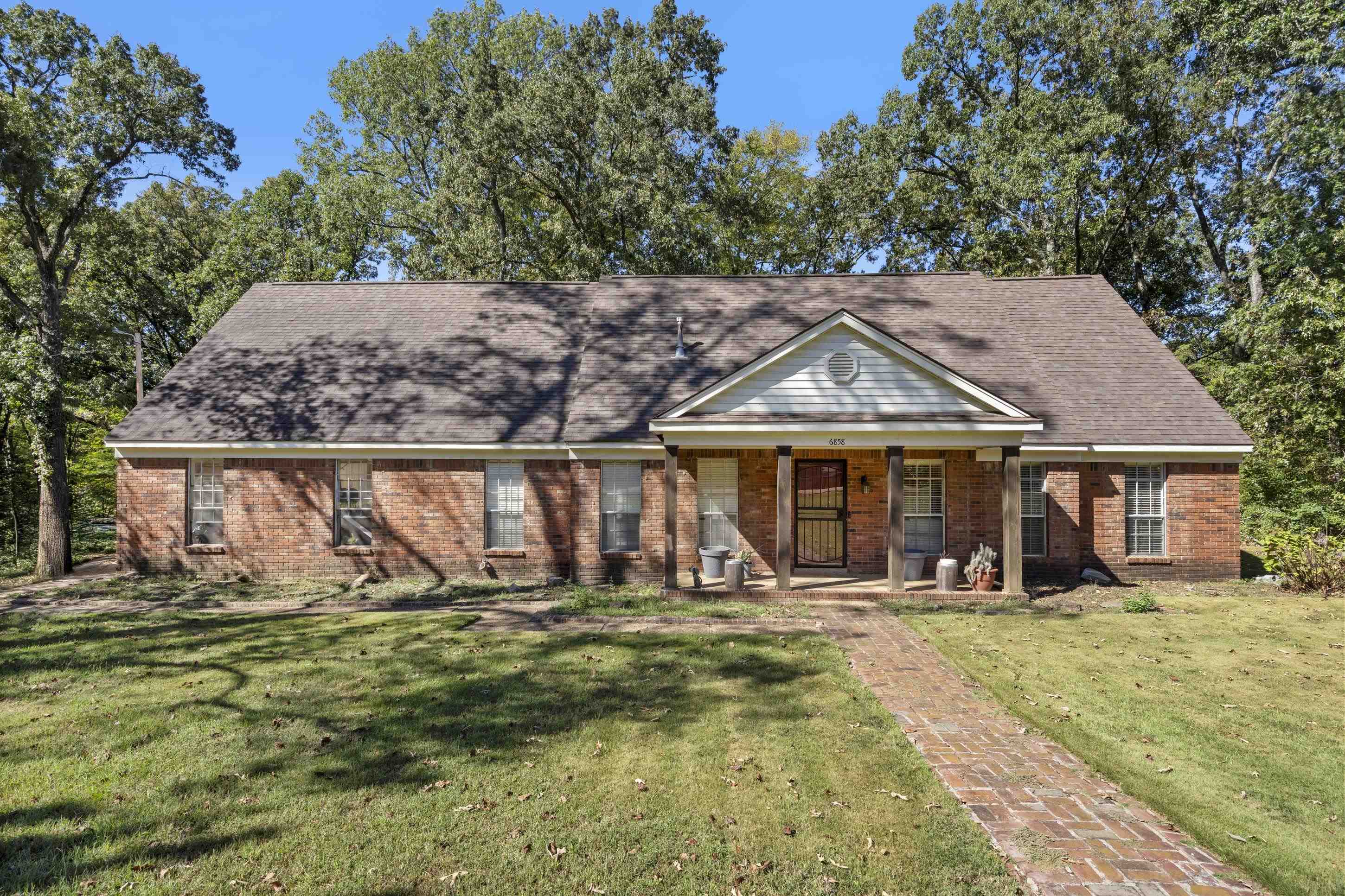 6858 Whippoorwill Rd — photo