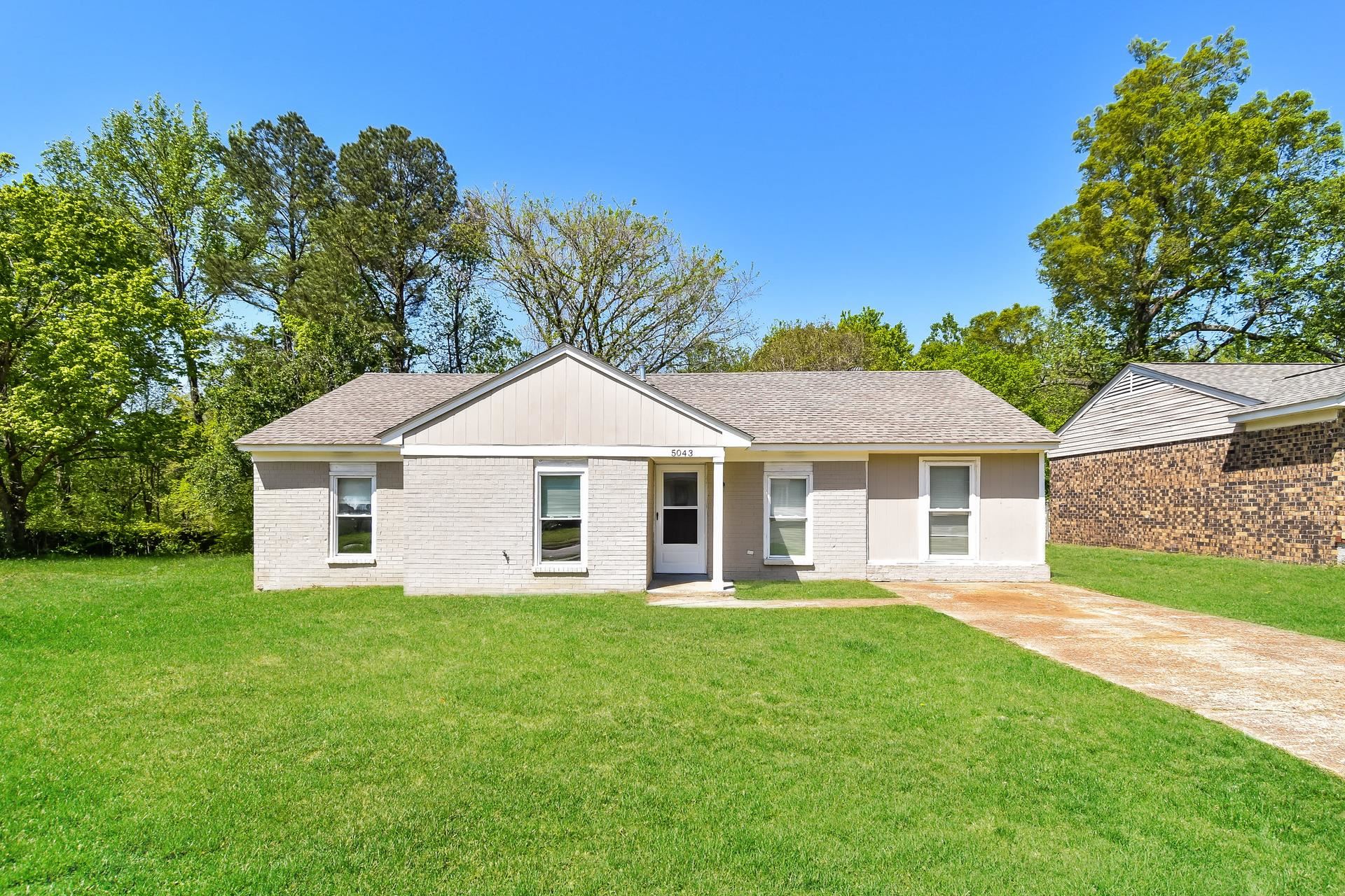 5043 Belfast Dr — photo