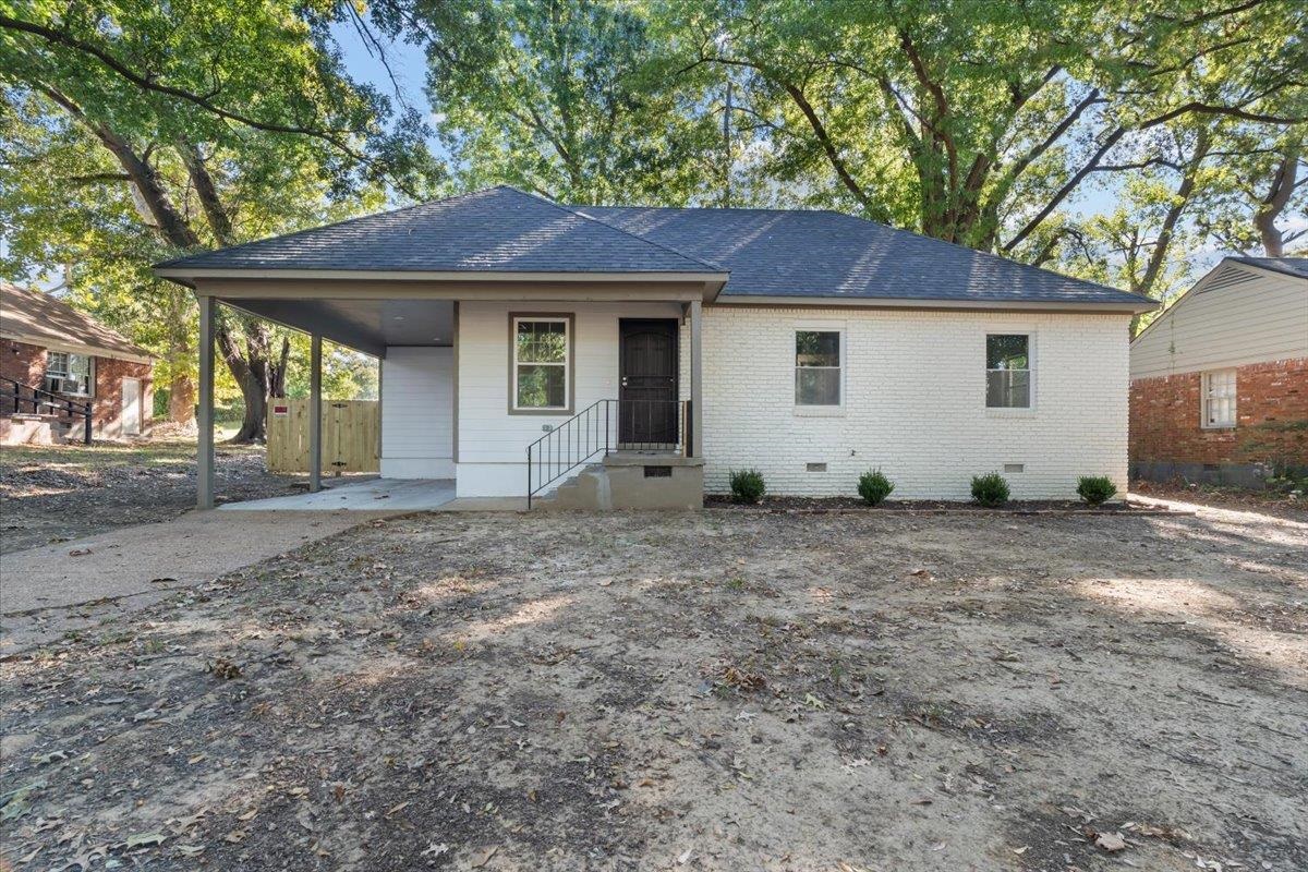 3598 Gillie St — photo
