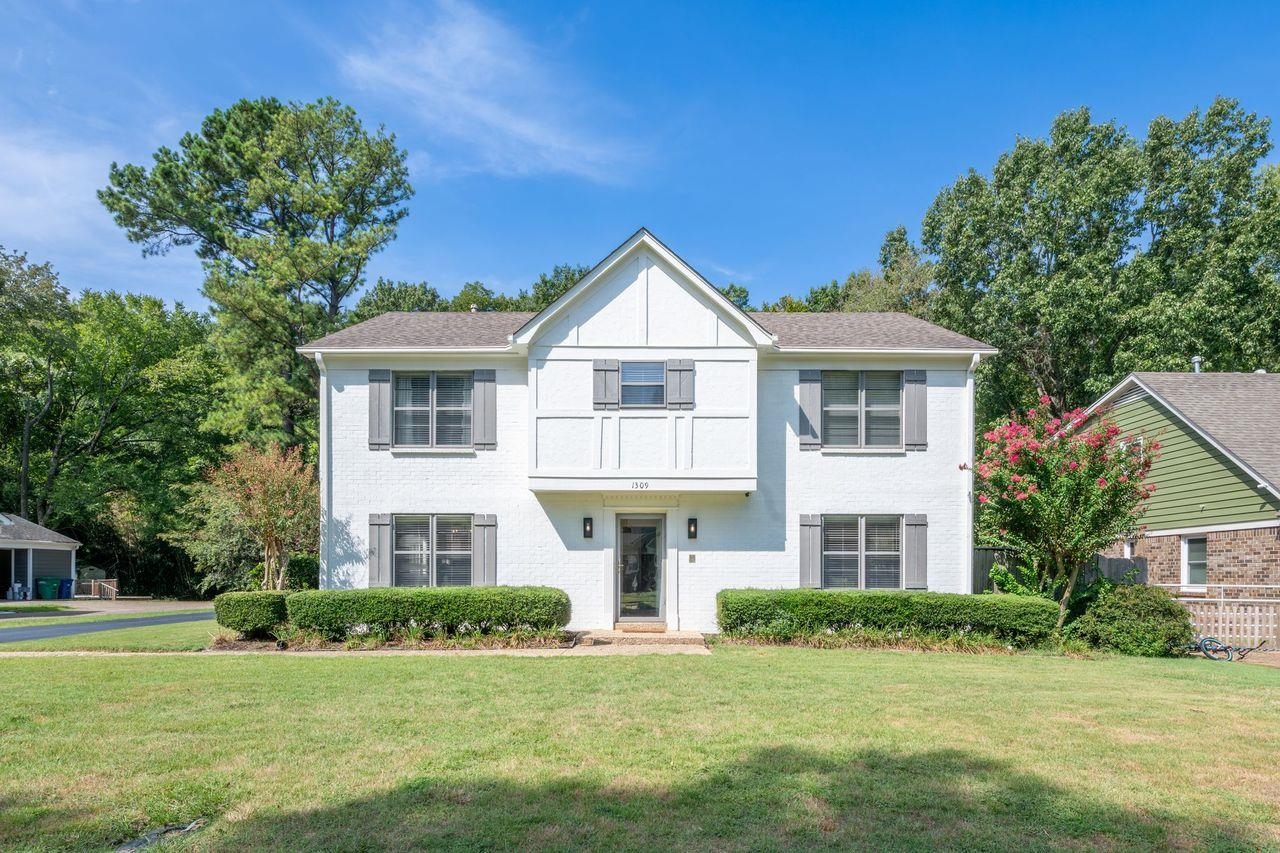 1309 Brookside Dr — photo
